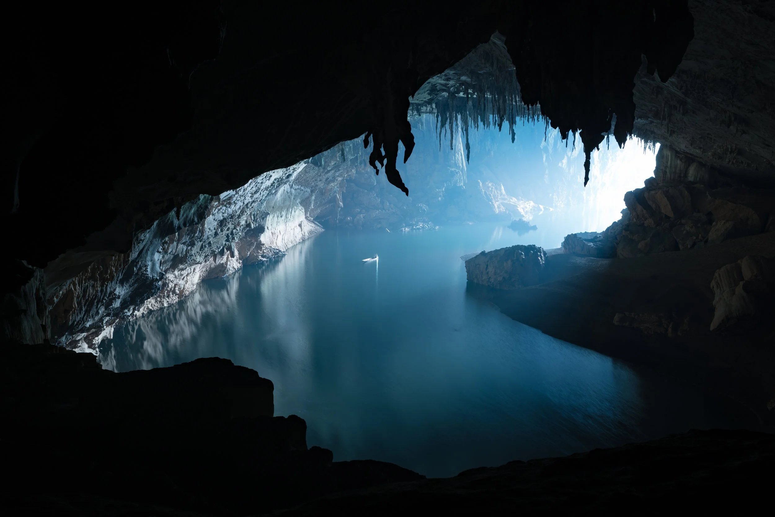 laos-khammouane-province-tham-khon-xe-cave-world-largest-water-cave-photo-by-cyril-eberle-dsc03411_25394863683_o.jpg