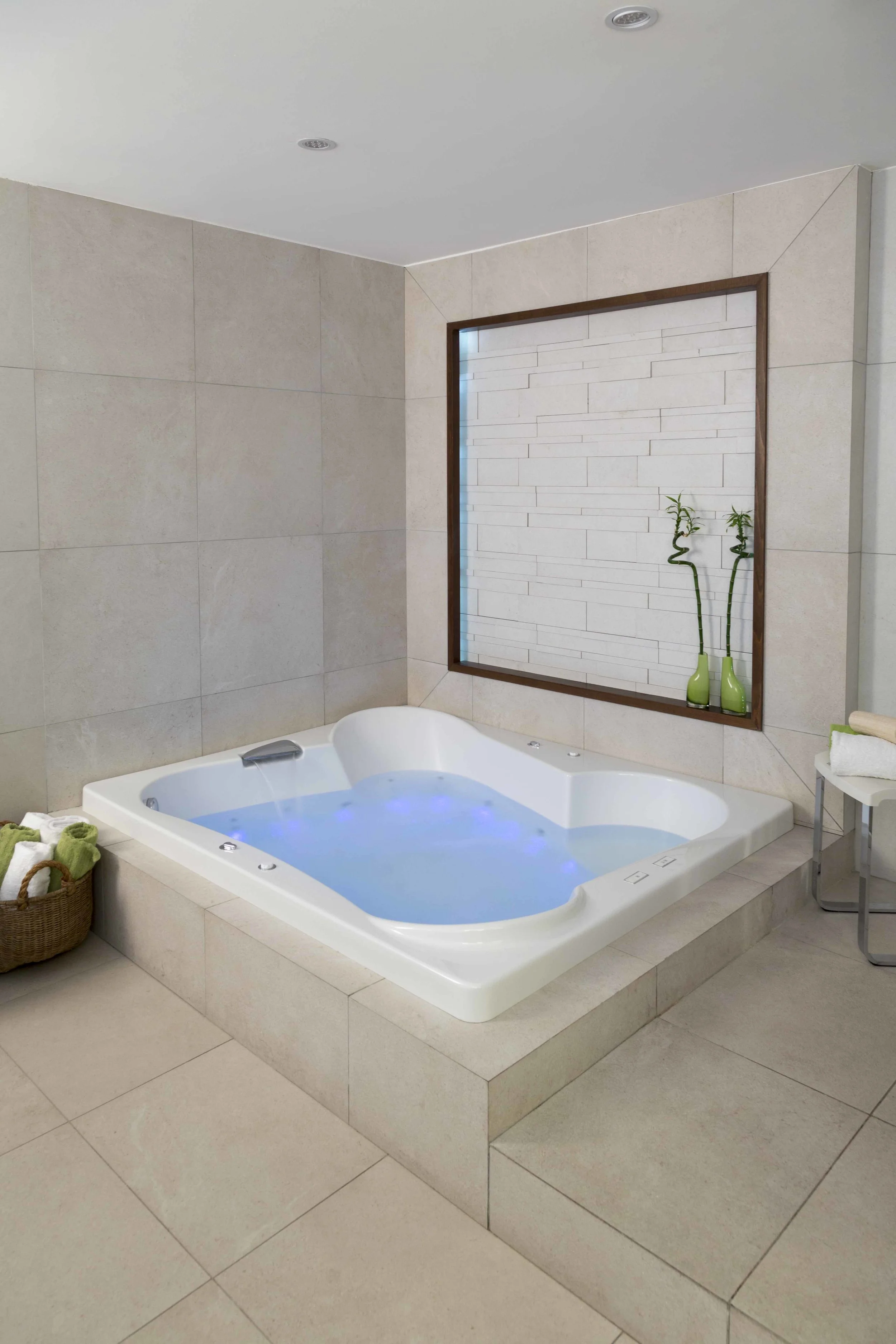 Bathtubs — BAGNODESIGN Luxury Bathrooms Glasgow Bathroom Showroom