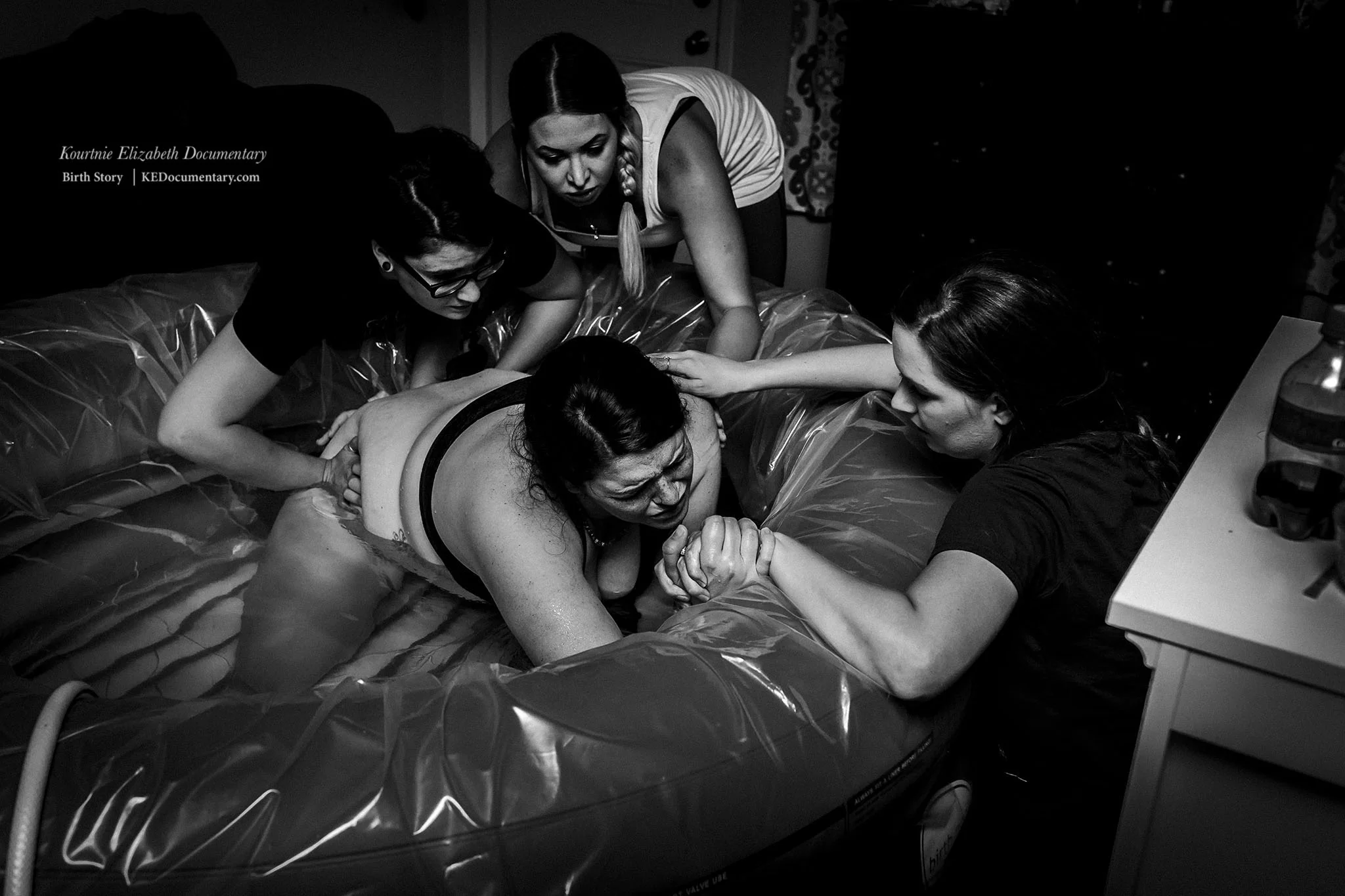 the support of three doula during birth