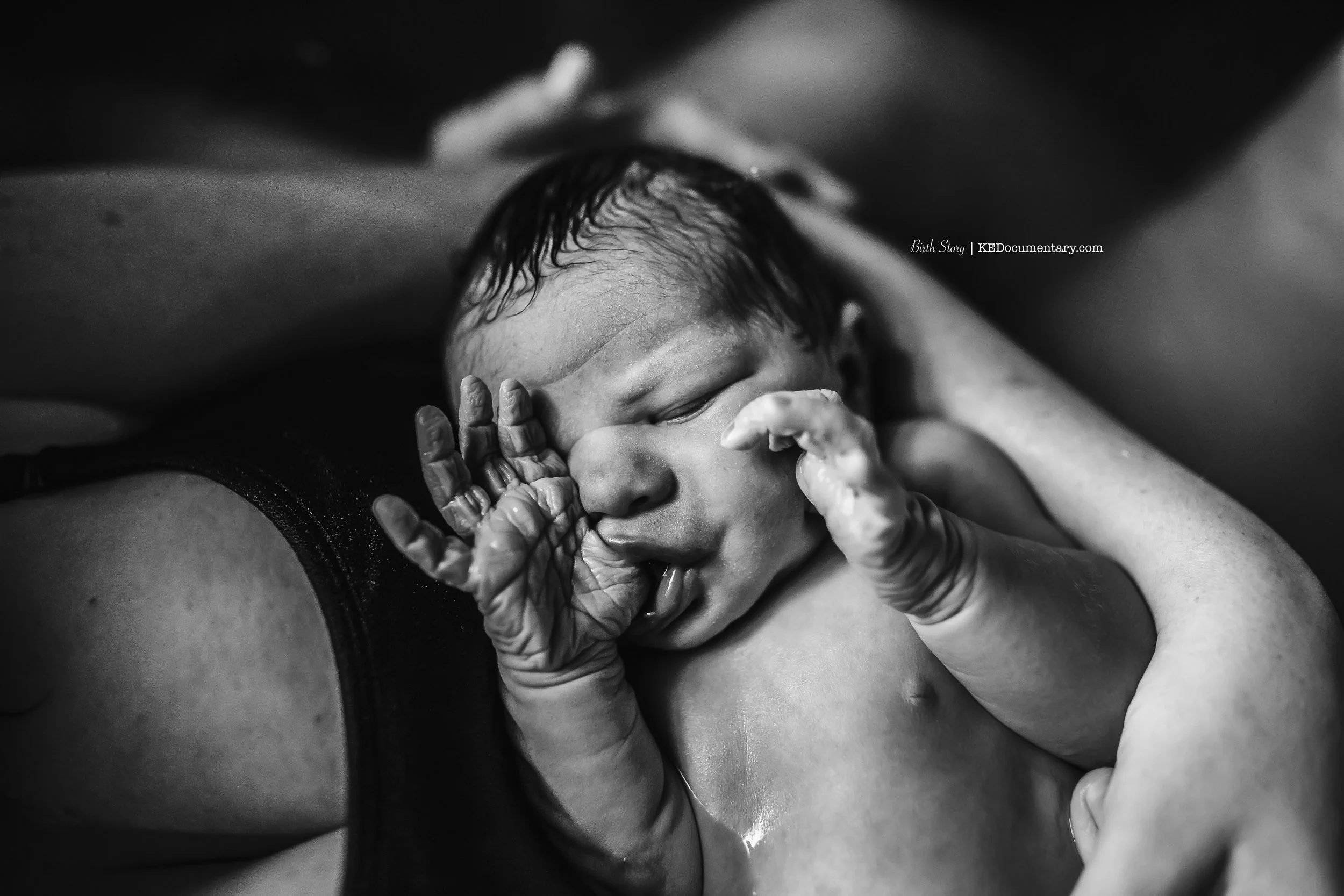 newborn at home 