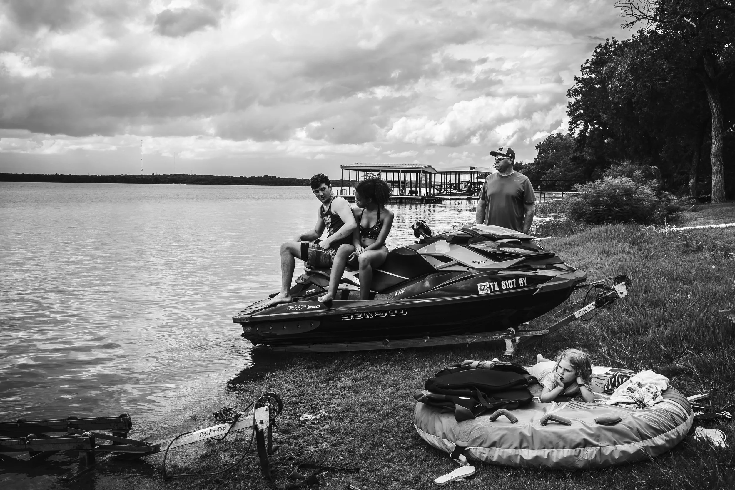 Dallas Documentary Family photographer 