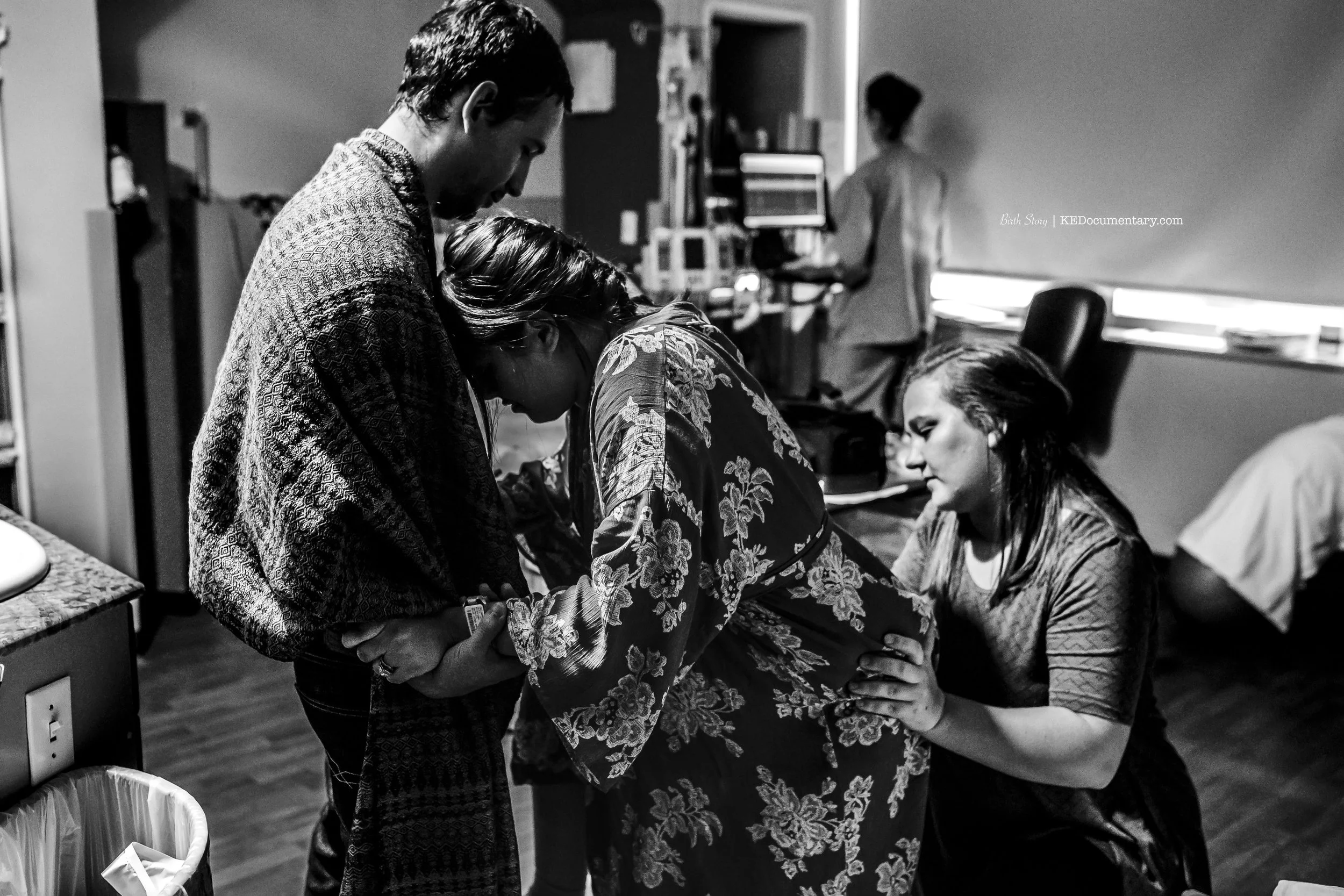 VBAC with Type One Fort Worth Texas.  Fort Worth Harris Methodist birth photography