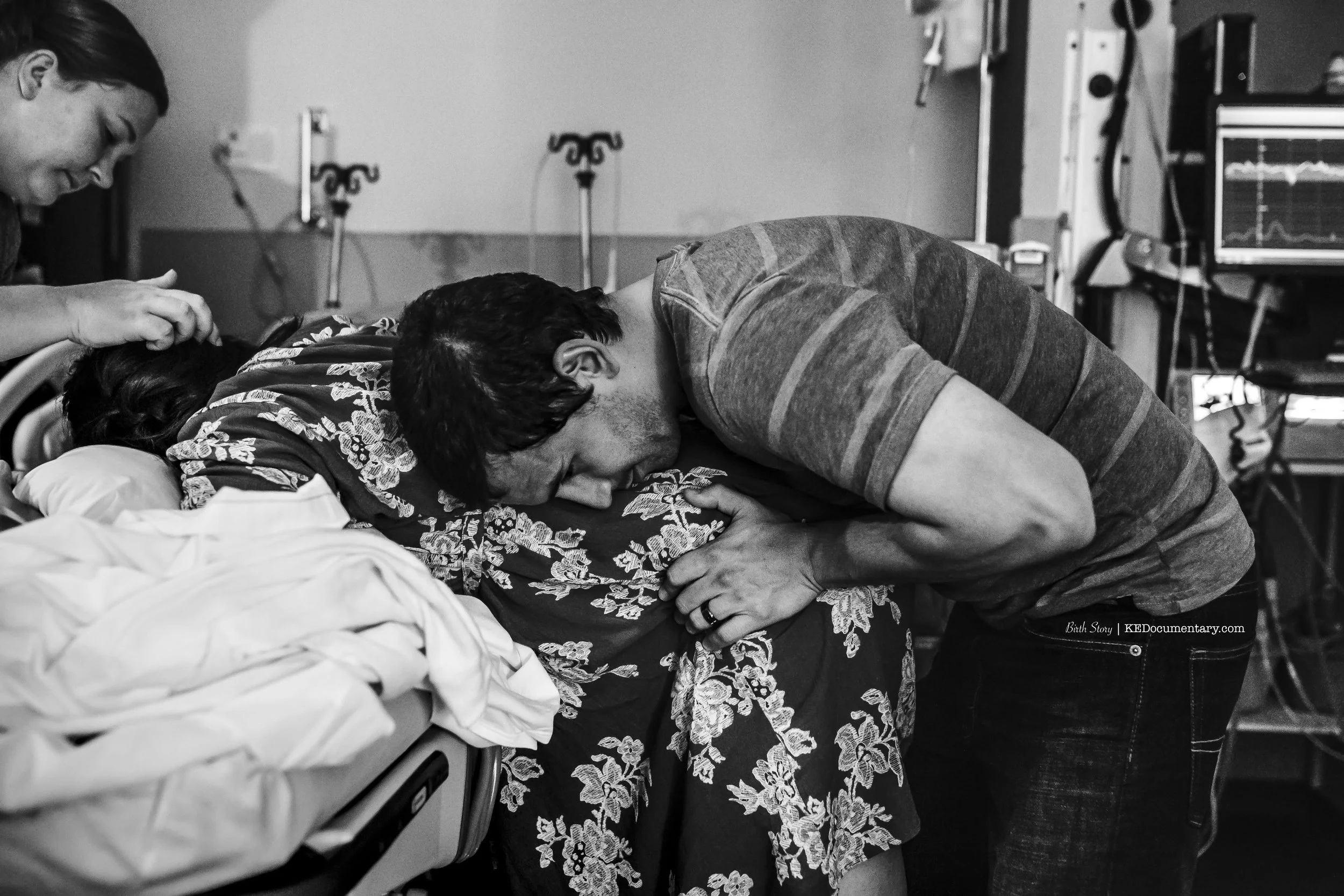 VBAC with Type One Fort Worth Texas.  Fort Worth Harris Methodist birth photography