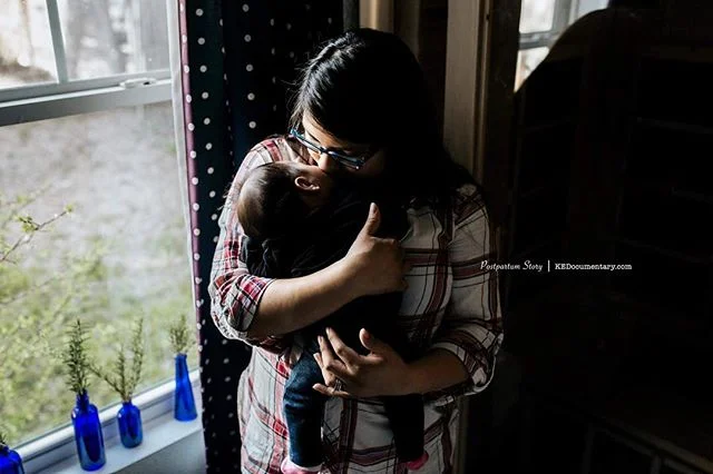 Oh how loved you are ❤️ This was from a postpartum story last year ❤️ I love photographing postpartum.  It&rsquo;s so raw, so real and so healing.

Today I got to celebrate one of my birth story babies with a #DITL on her first birthday!!! I can&rsqu