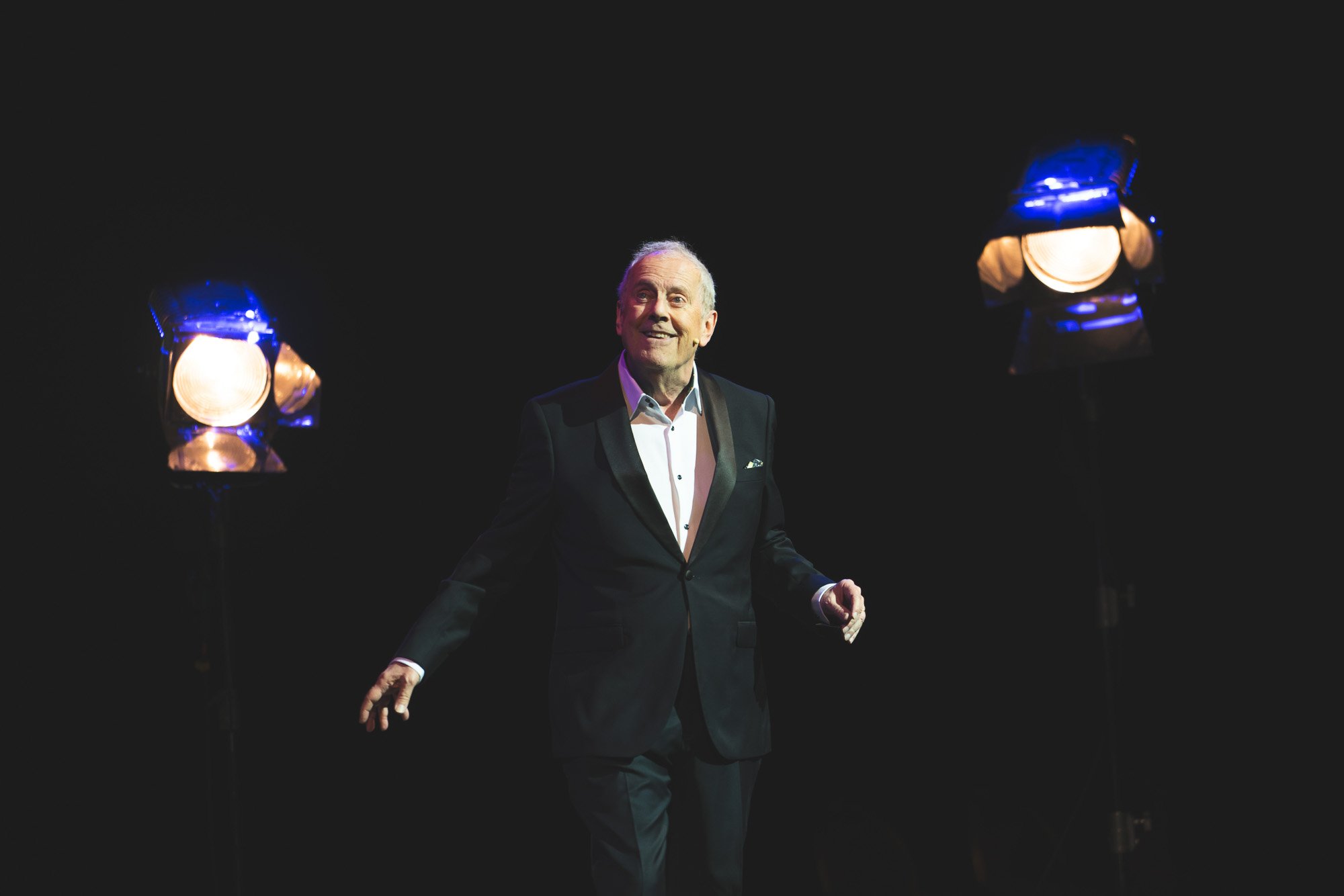 Gyles-And-All-The-Dames-01462-Fane-Productions-Max-Hilton.jpg