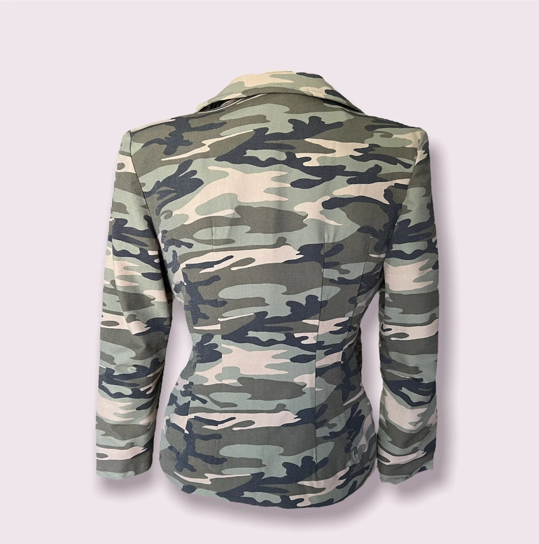 377D57D3-97C7-40EC-A6DB-AE3764ECB2CE