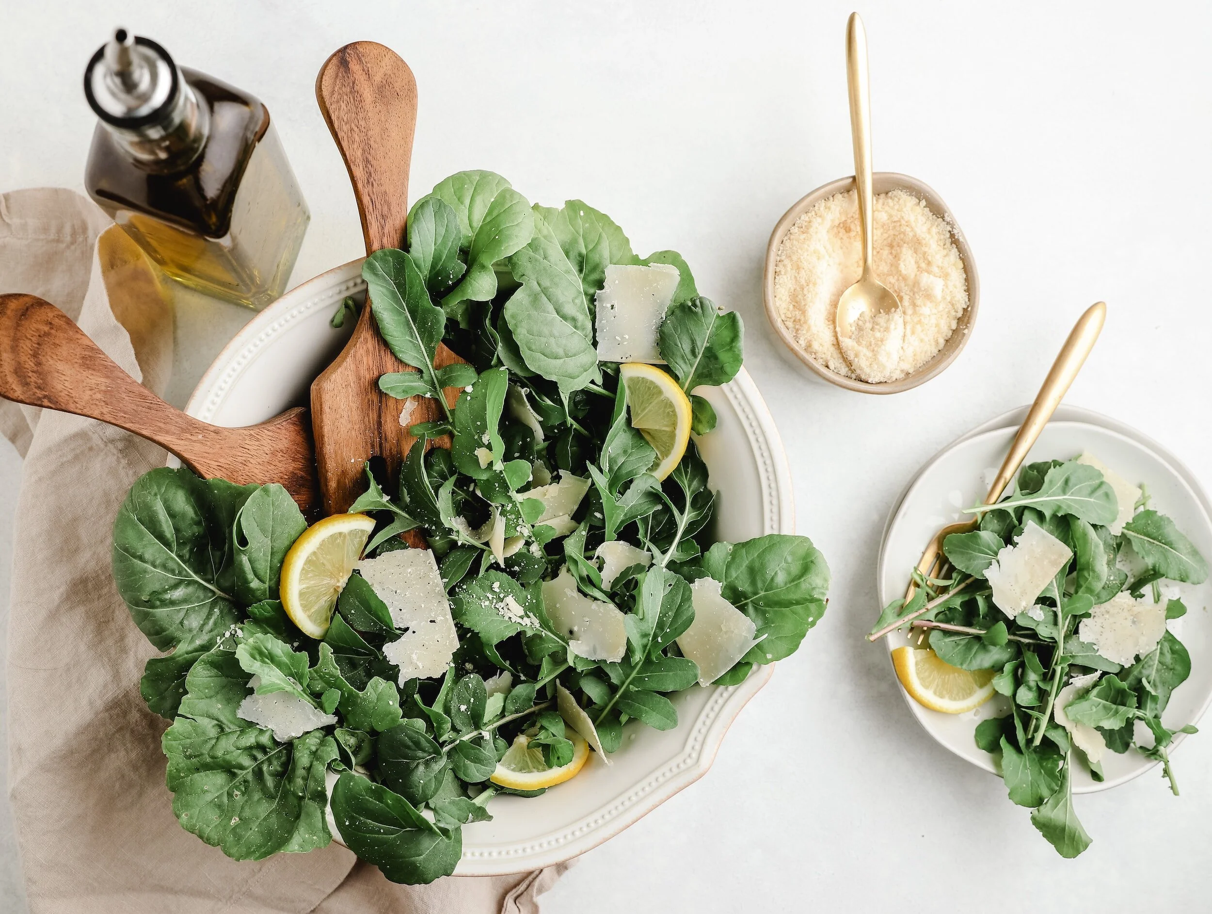 What are the pros and cons of spinach's impact on bodily health?