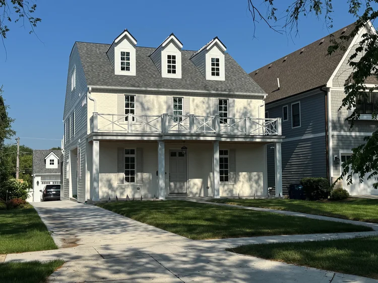 416 Argyle Ave