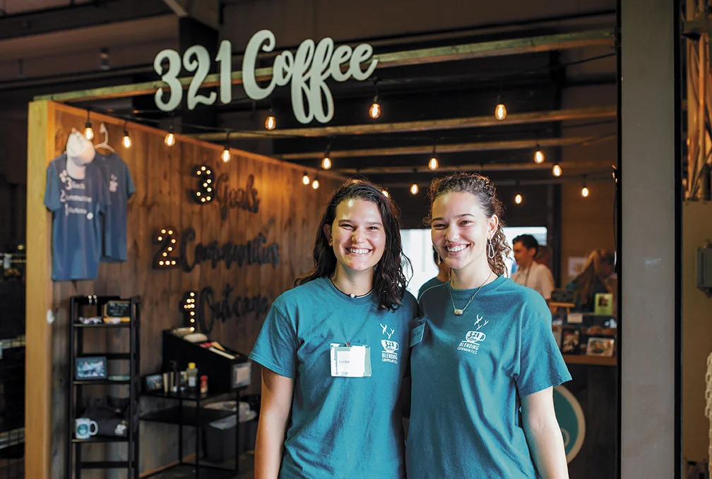 321 coffee founder lindsay wrege with her sister kailey