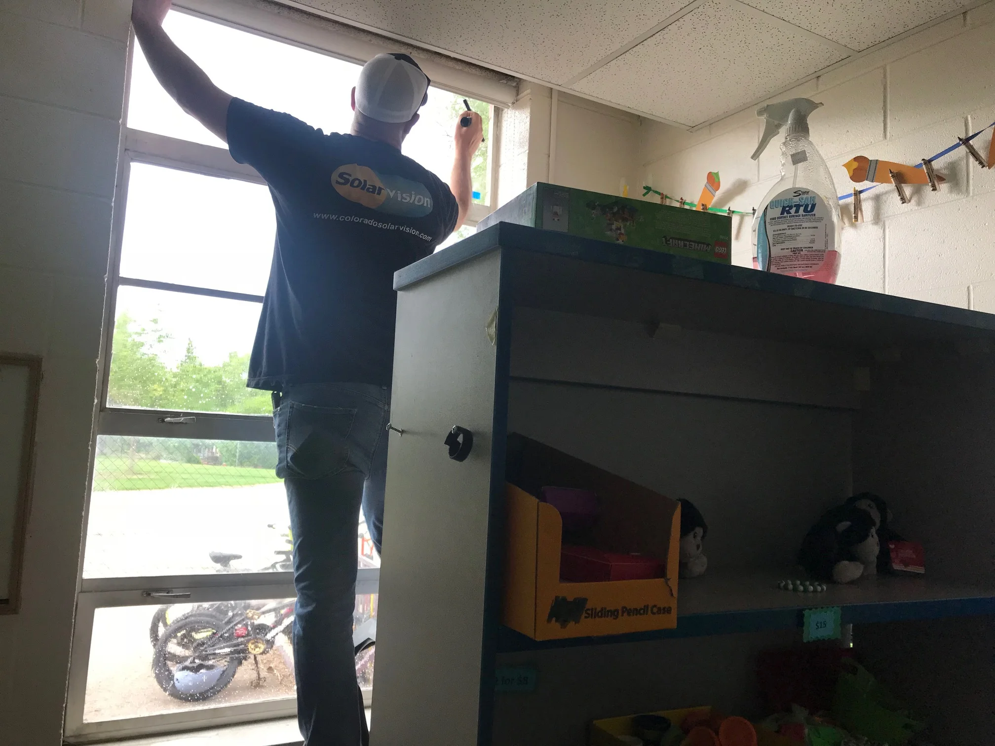 Heath Meador installing some 3M Prestige 50.