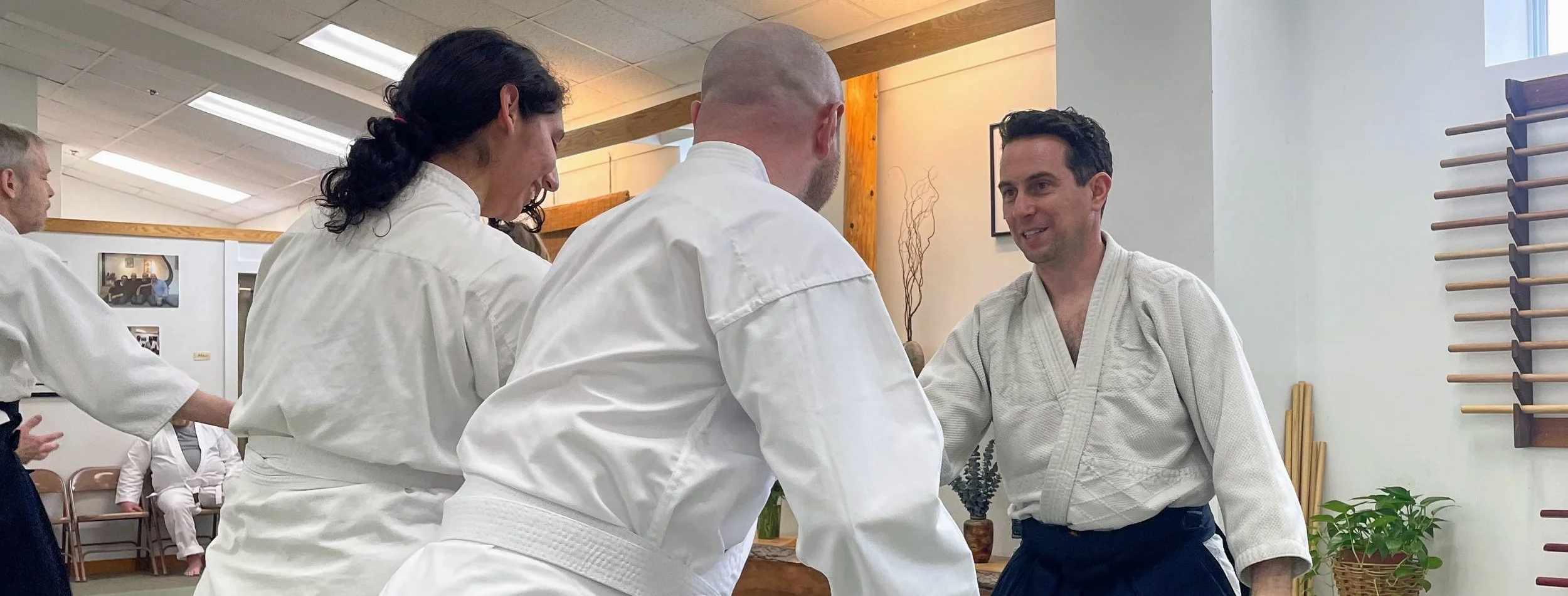 Aaron teaching beginners banner.jpeg