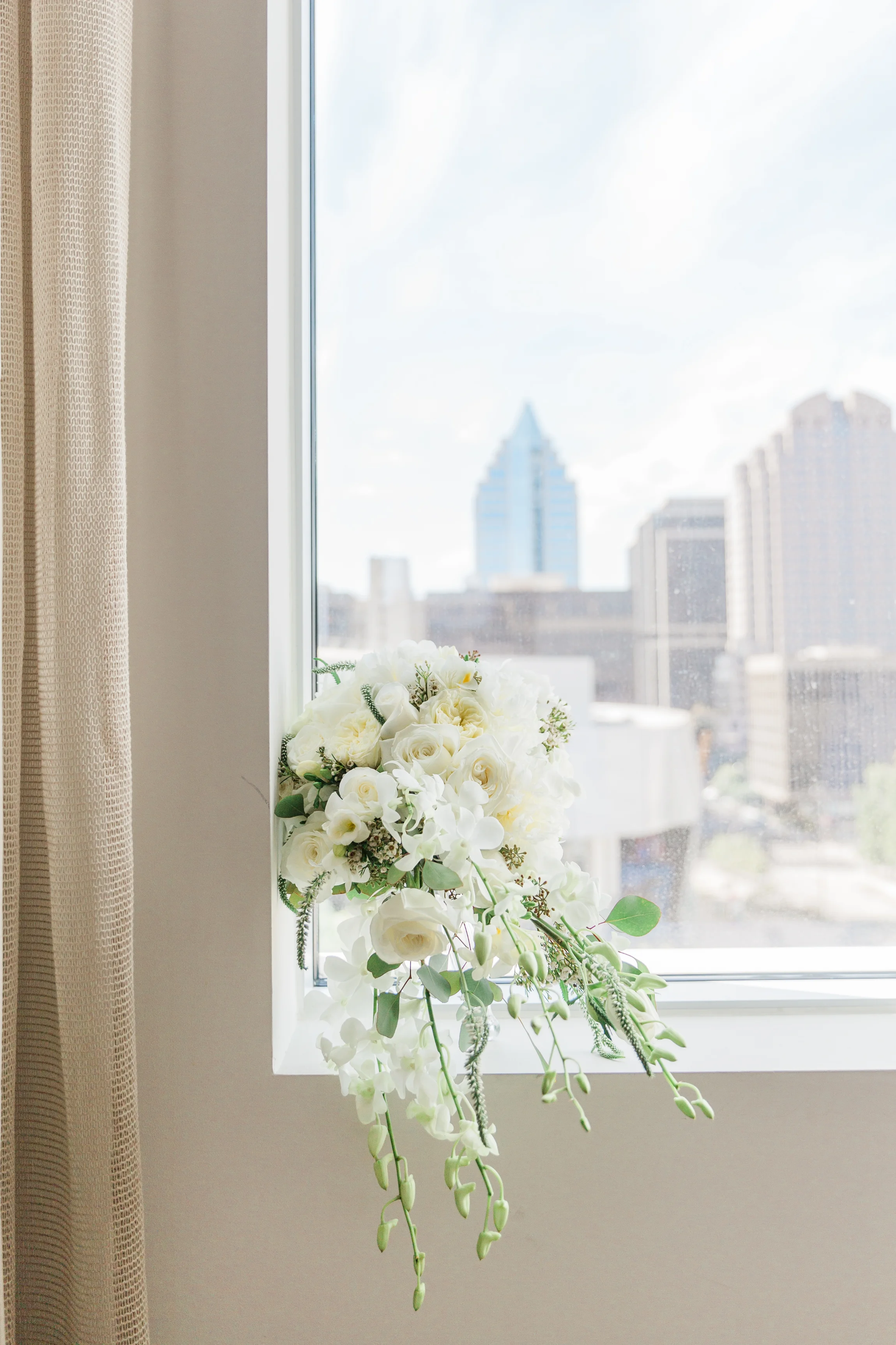 Raedawn and George - Married - Sneak Peeks - Lauren Alisse Photography-12.jpg