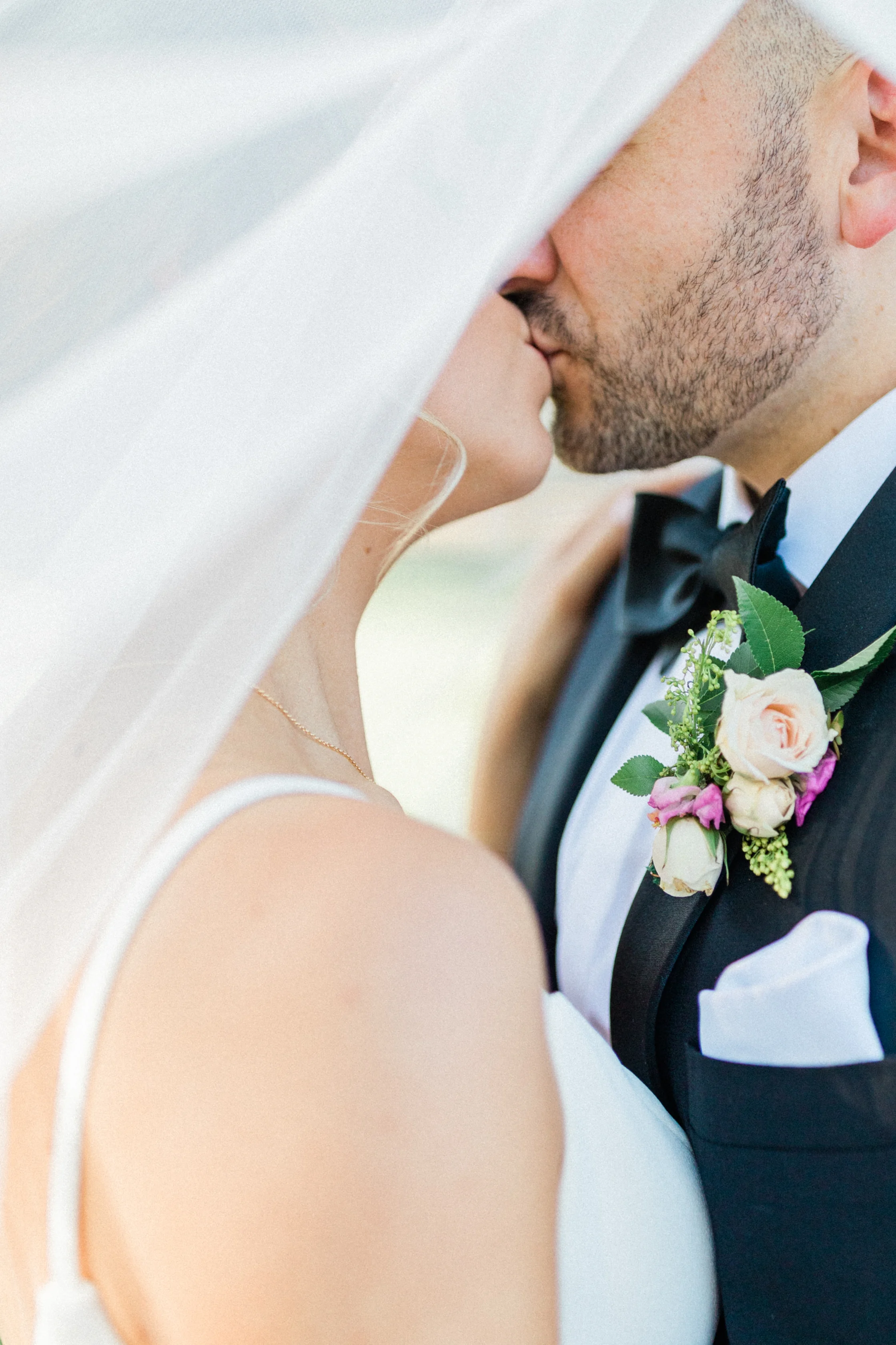 Allie and Wes - Married - Sneak Peeks-57.jpg