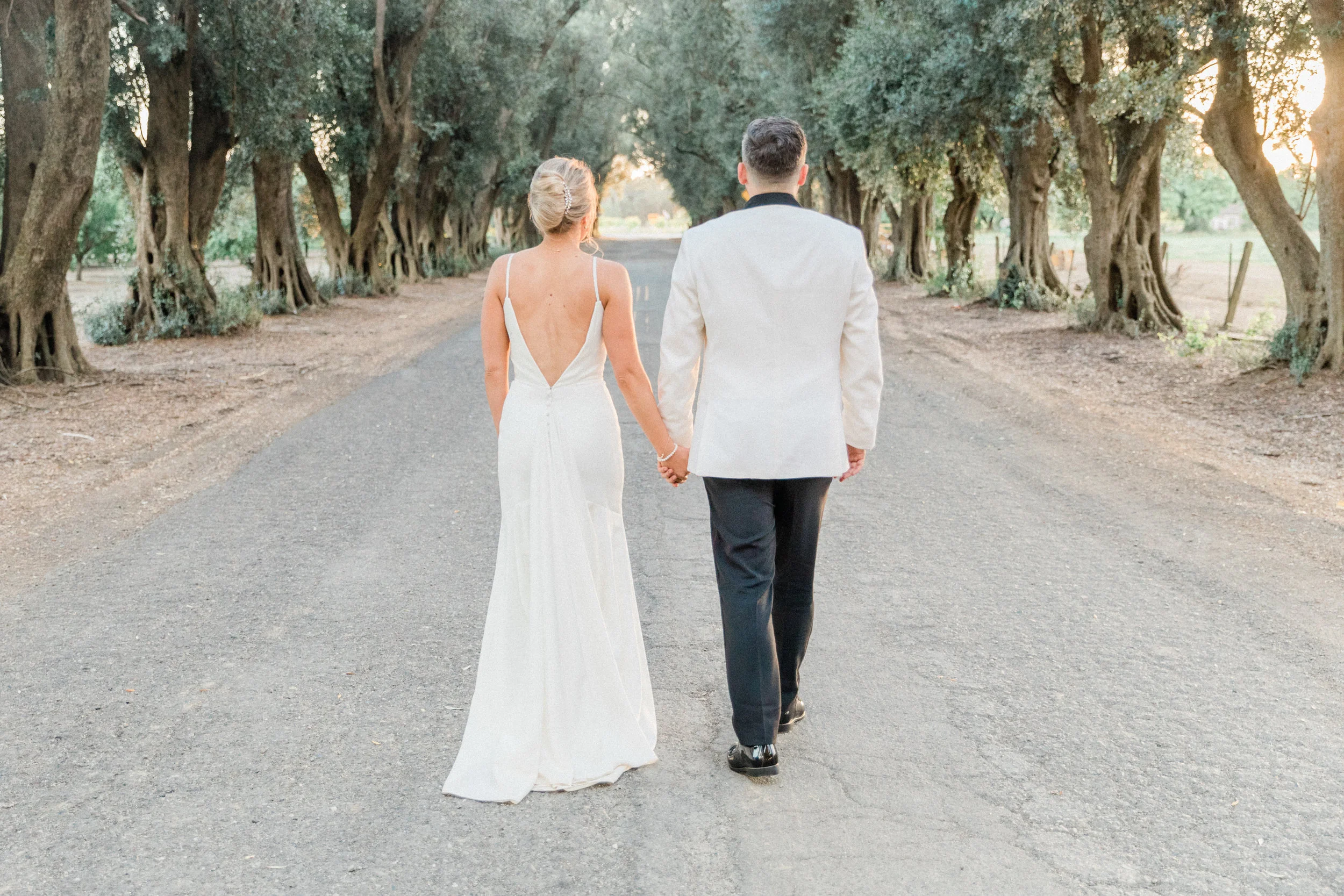 Allie and Wes - Married - Sneak Peeks-62.jpg