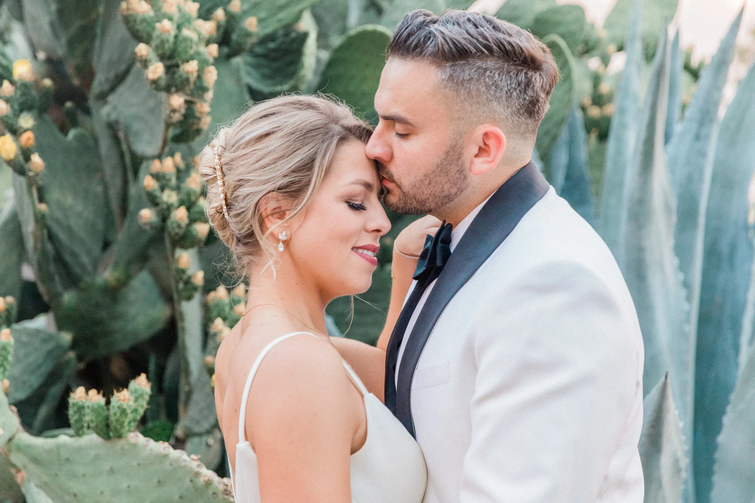Allie and Wes - Married - Sneak Peeks-76.jpg