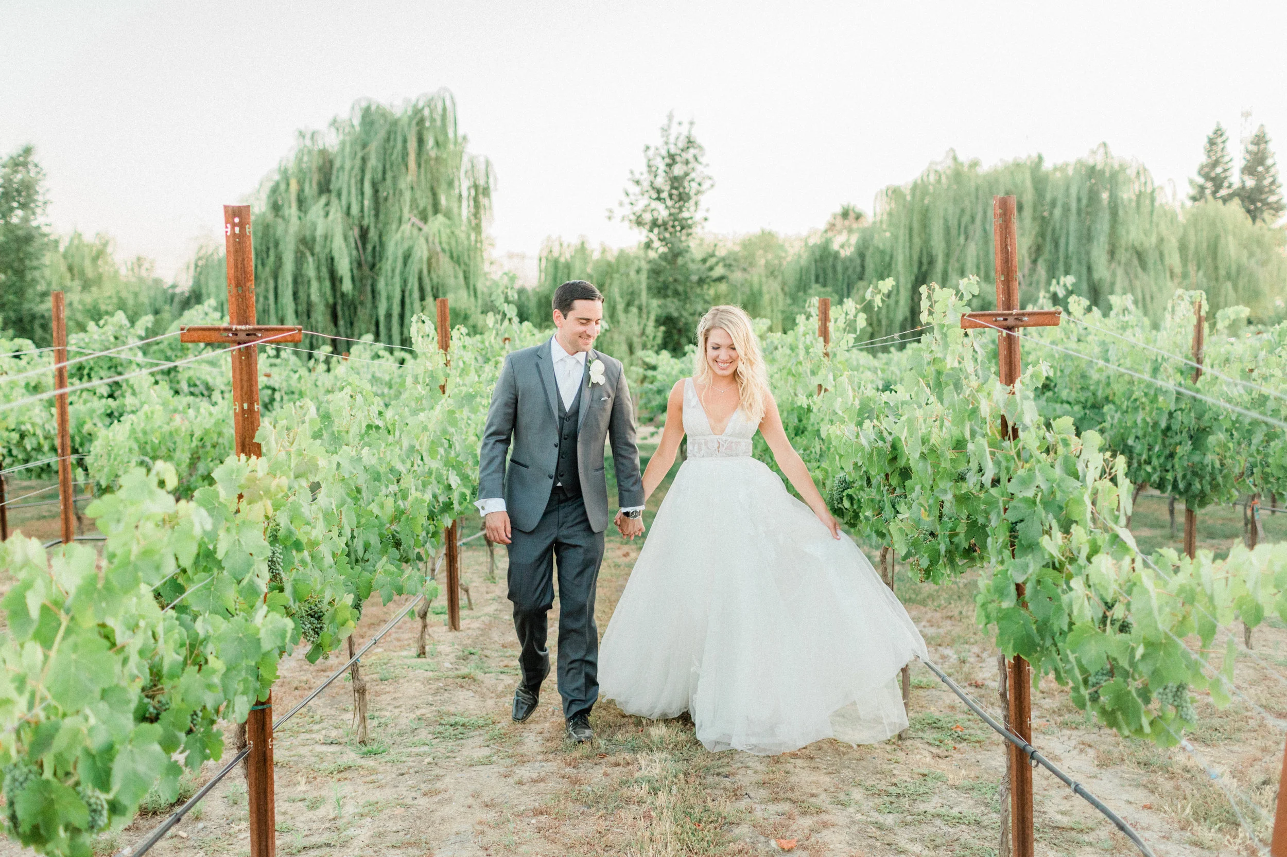 Summer and Andrew - Sneak Peeks - Lauren Alisse Photography-78.jpg