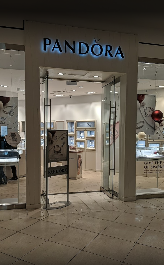 Pandora Ottawa