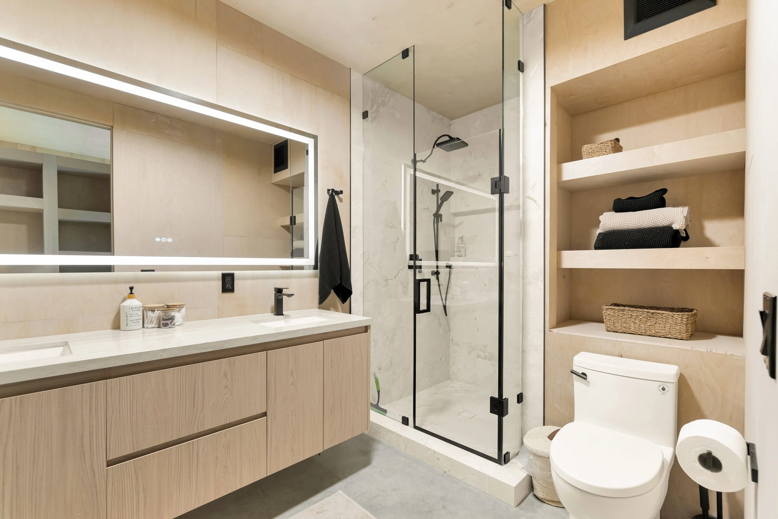 5.1 Bathroom Master.jpeg