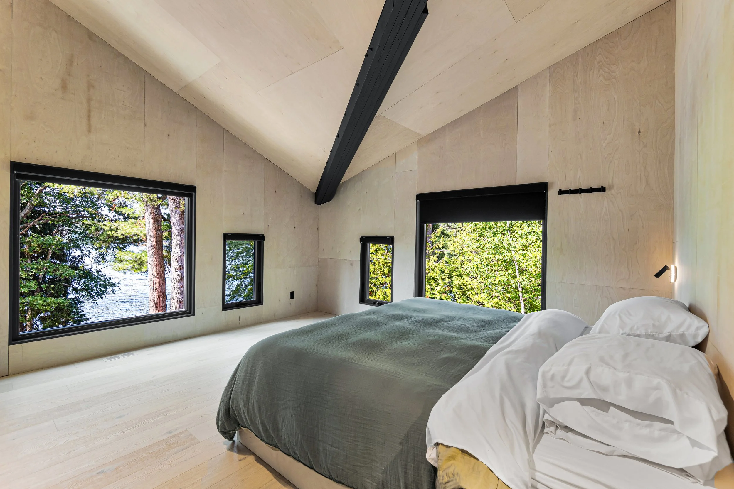 34.0 - Bedroom 6 .jpeg