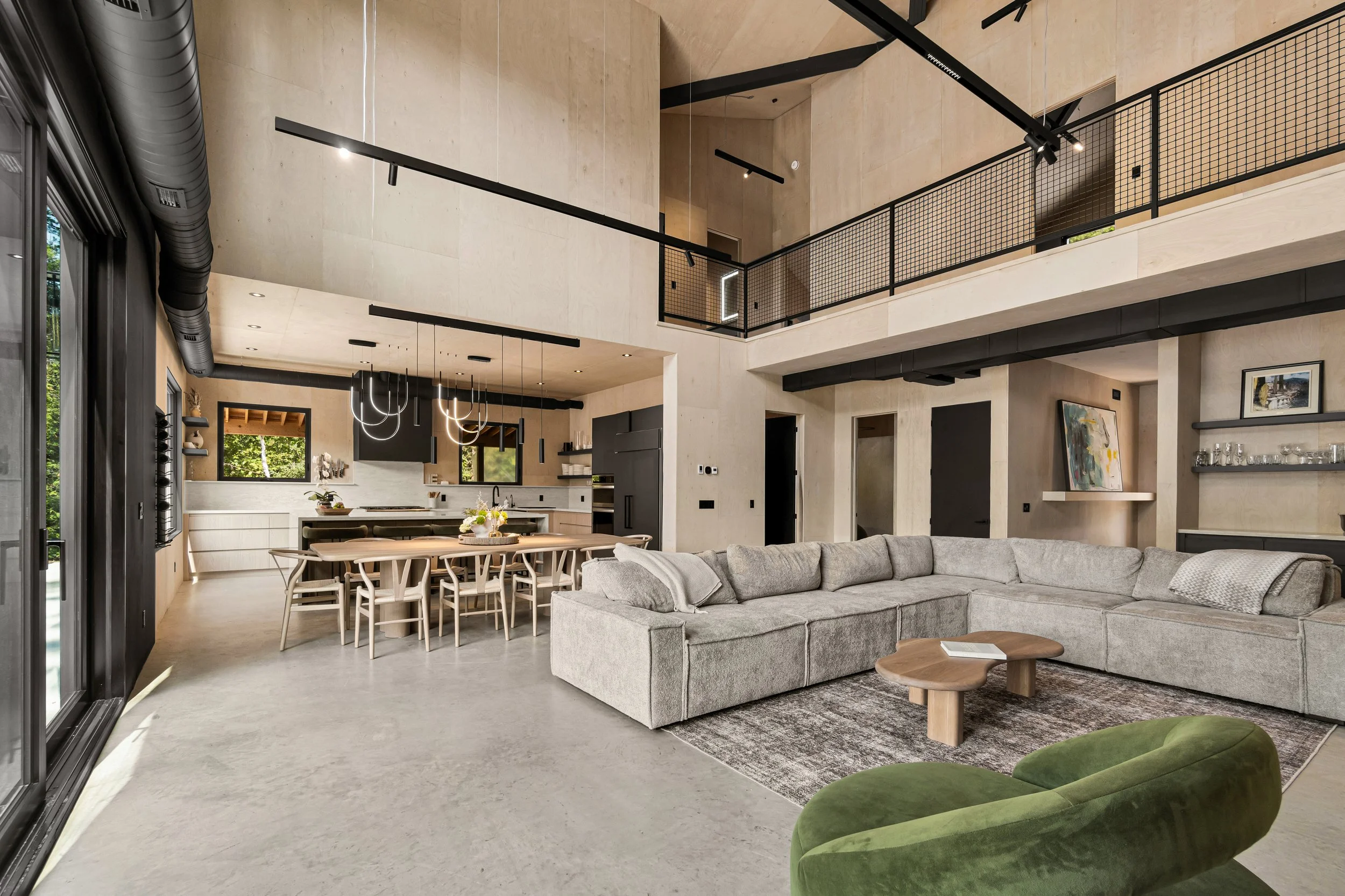 38.3 -Great Room 4.0 .jpeg