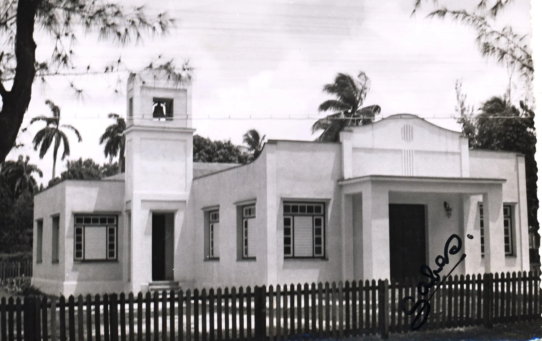 cuba_Banes Church, Cuba.jpg