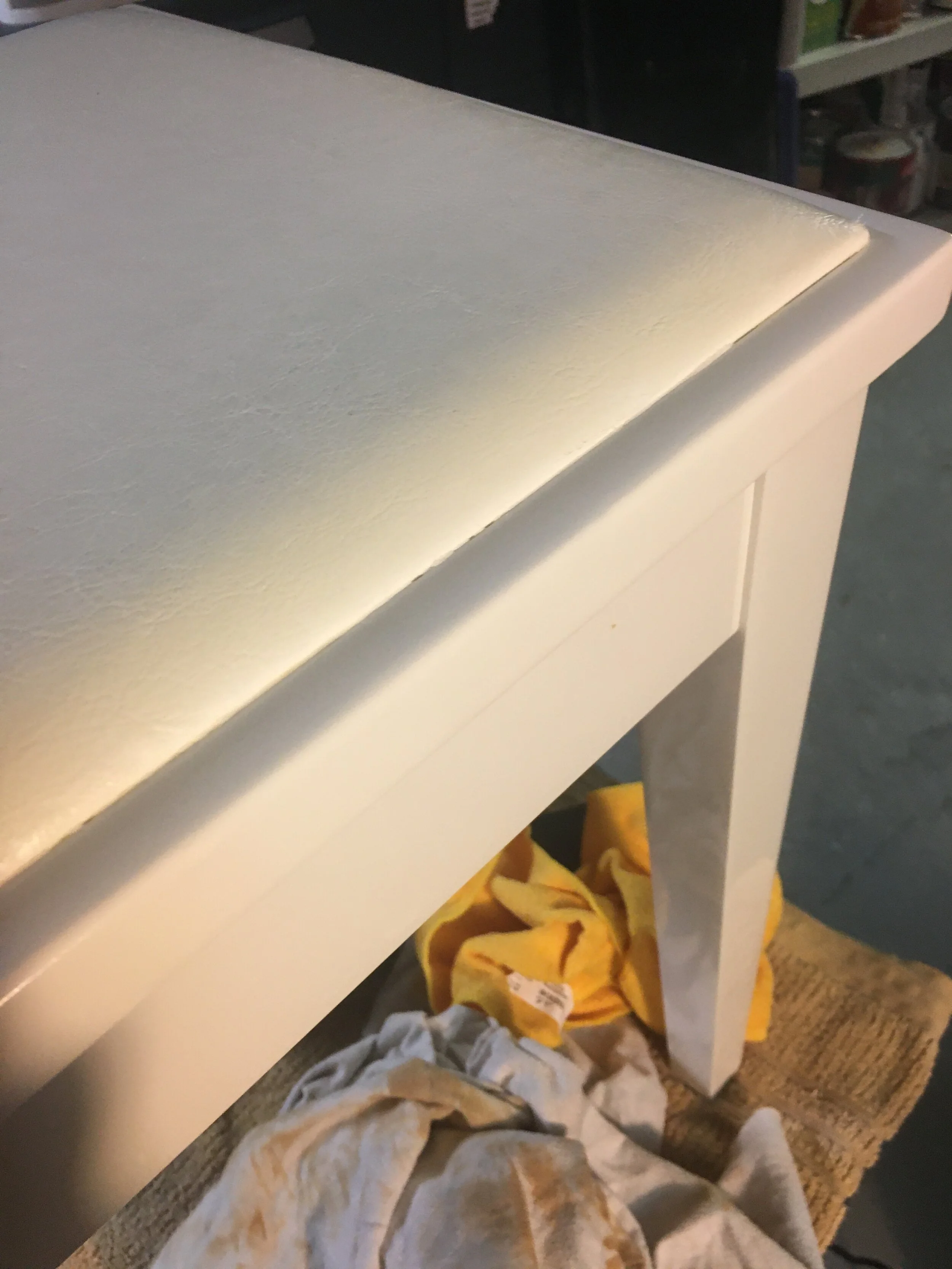 White Bench Chip