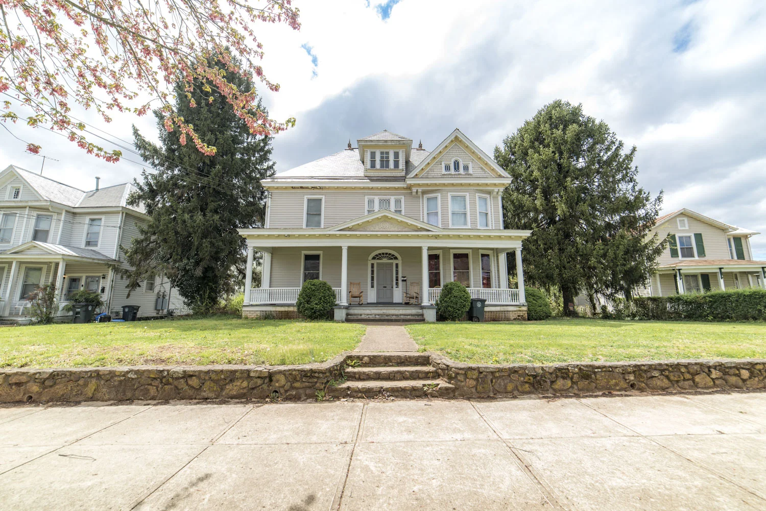 Rivermont1371b.jpg