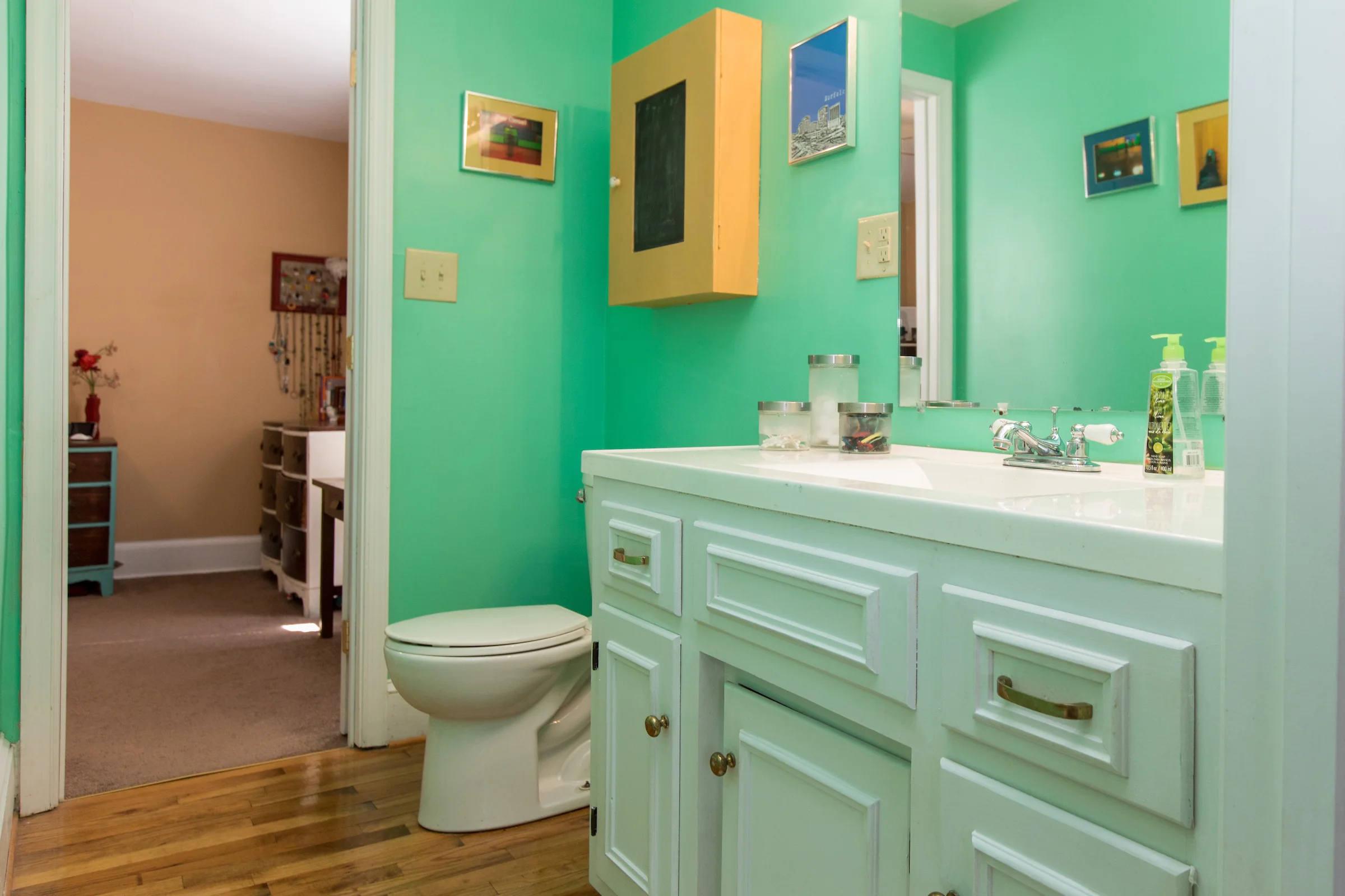 Waugh house 208 F St 033.jpg