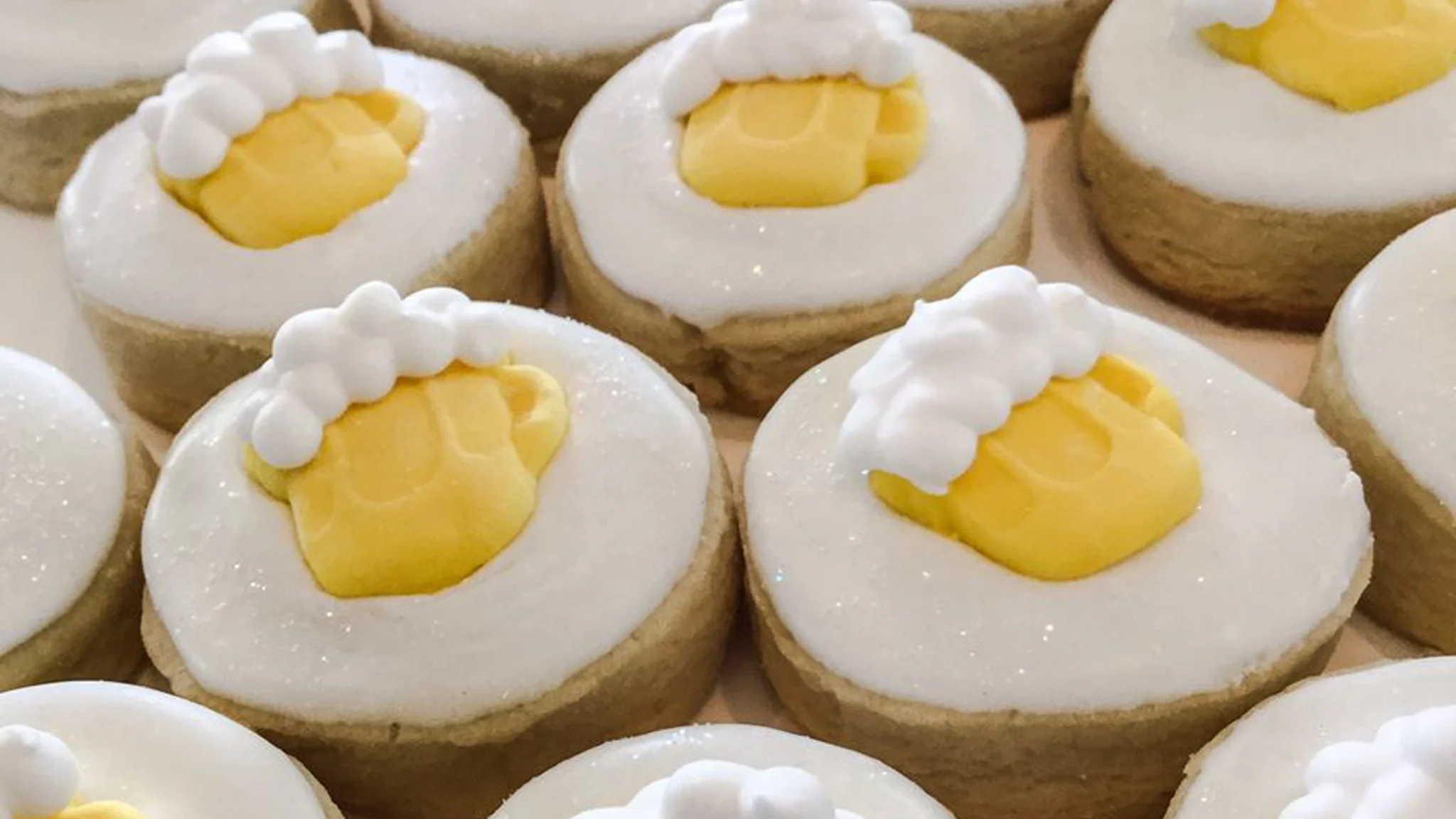 Sweet cheeks cake bar