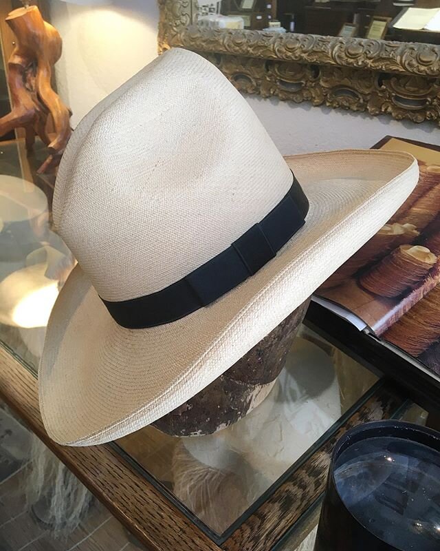 (2/2) AFTER RENOVATION
.
Grant made this incredible Panama Straw hat for a client about thirty years ago. It came back to us recently for some much needed renovation services, and were able to fully restore it! Very gratifying. See our previous post 