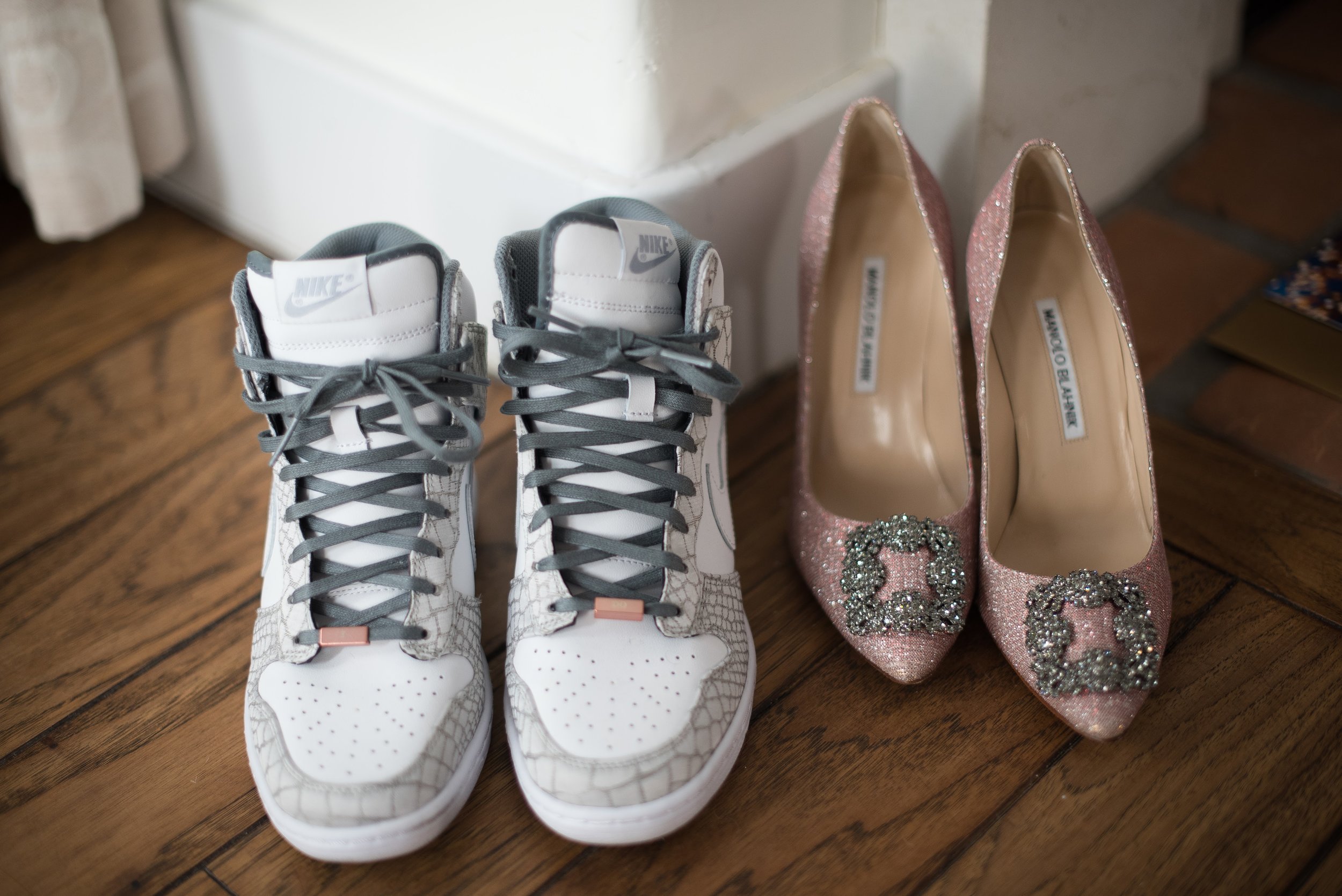 Felici Events | Wedding Planer | El Encanto Wedding | Santa Barbara Wedding | Wedding Planning | Getting Ready | Bride`s Shoes