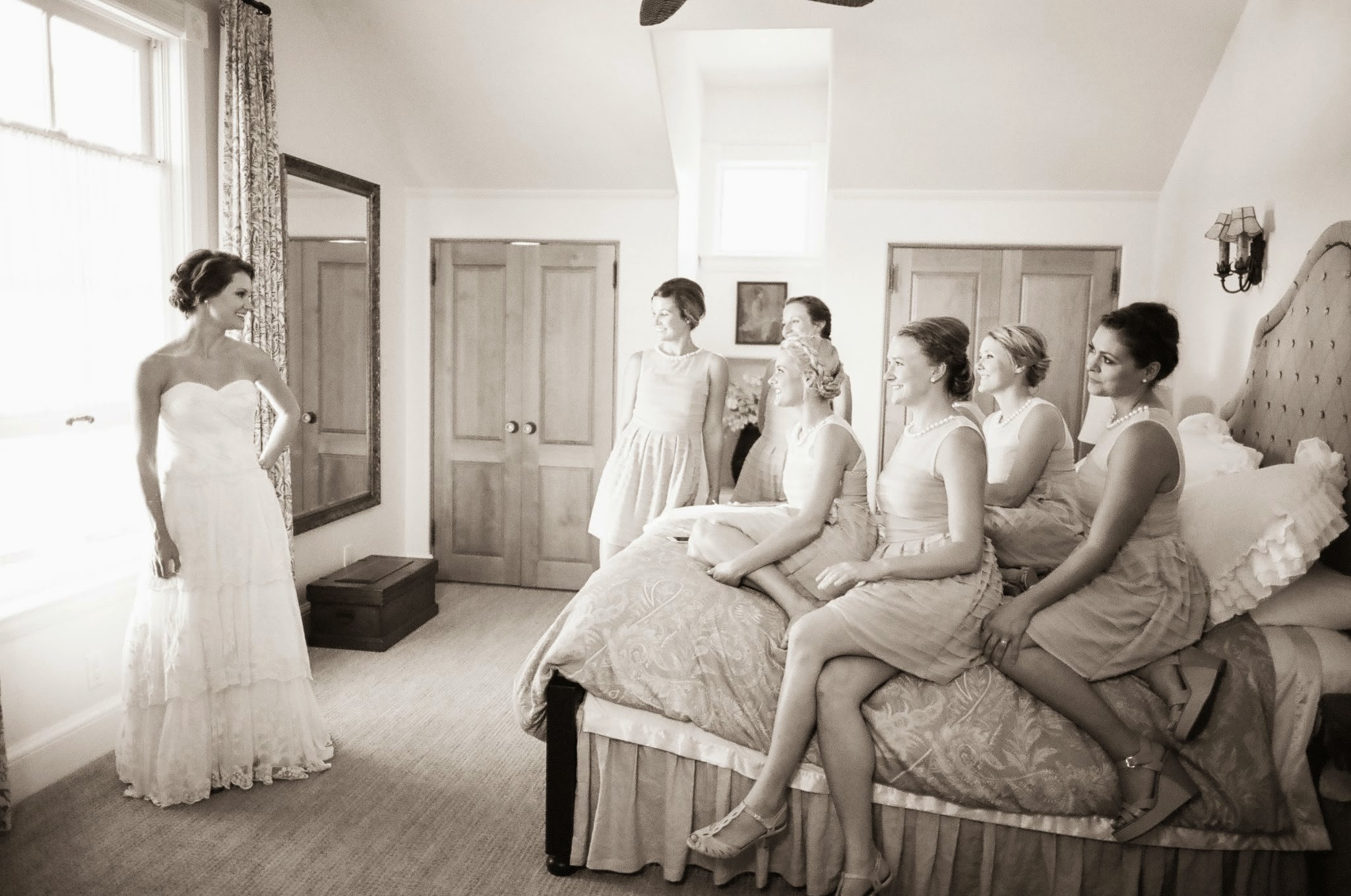 www.felicievents.com | Felici Events | Historical Museum Wedding | Eclectic Orange Wedding | Bride Getting Ready