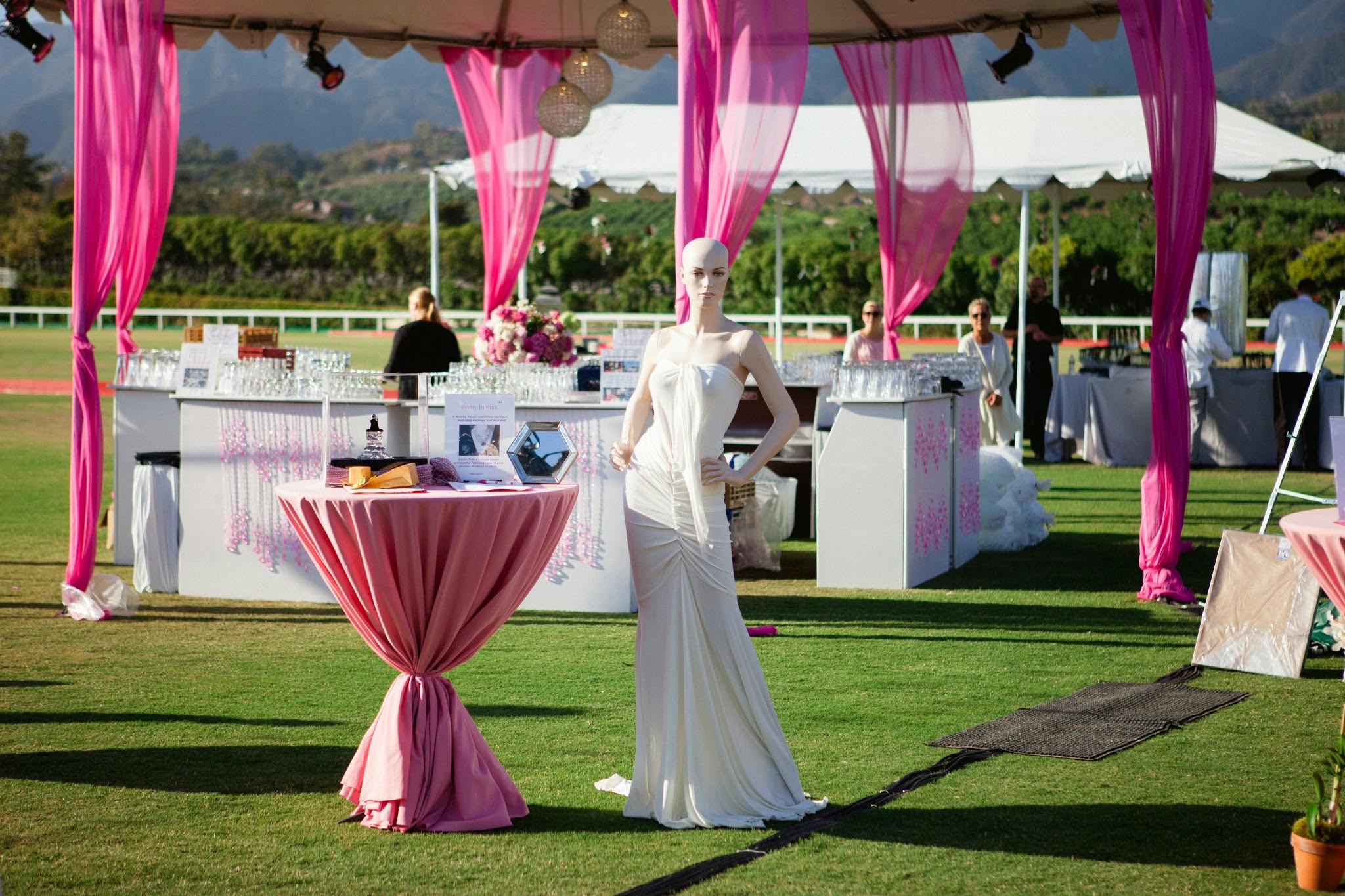www.FeliciEvents | Pink Polo Party | Funraising Event | Felici Fundraiser | Polo Theme | Clarissa Koenig Photography | Event Design