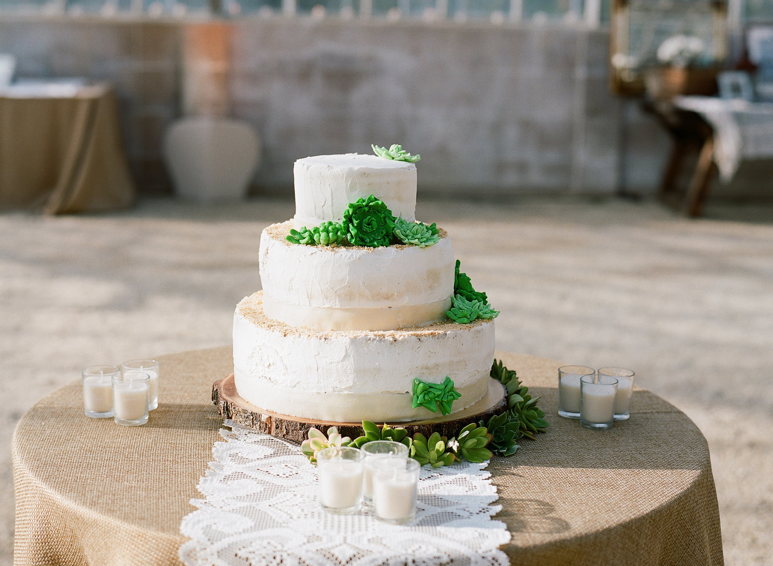 Felici Events | Gaviota Coast | Wedding Ceremony | Oceanfront | Santa Barbara | Clarissa Koenig Photographer | #FeliciWedding | Orchid Farm | Wedding Cake