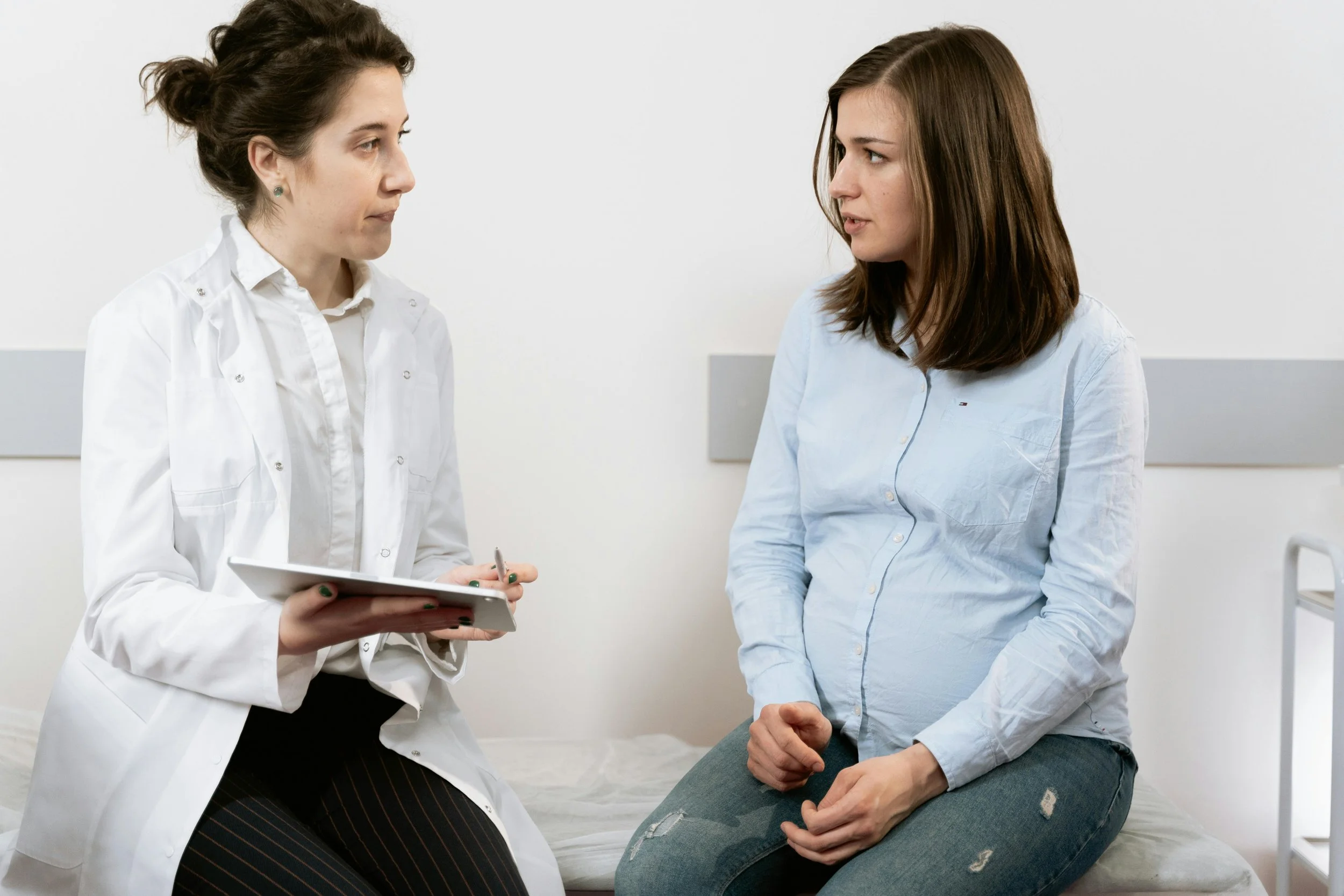 Pelvic Exams in pregnancy and labor... are they really necessary? 