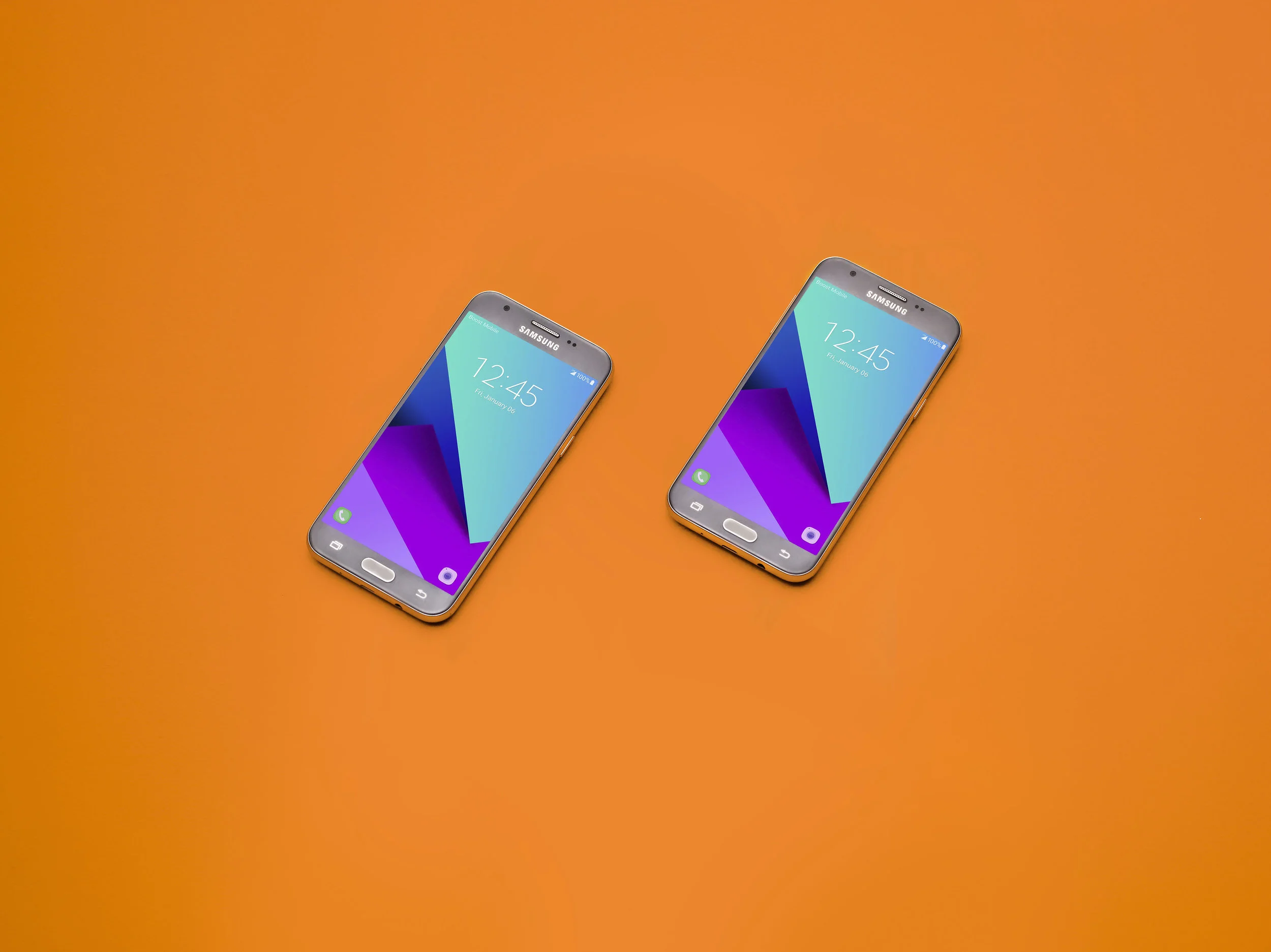 7901_NnXpMz_04_phones_0198.jpg