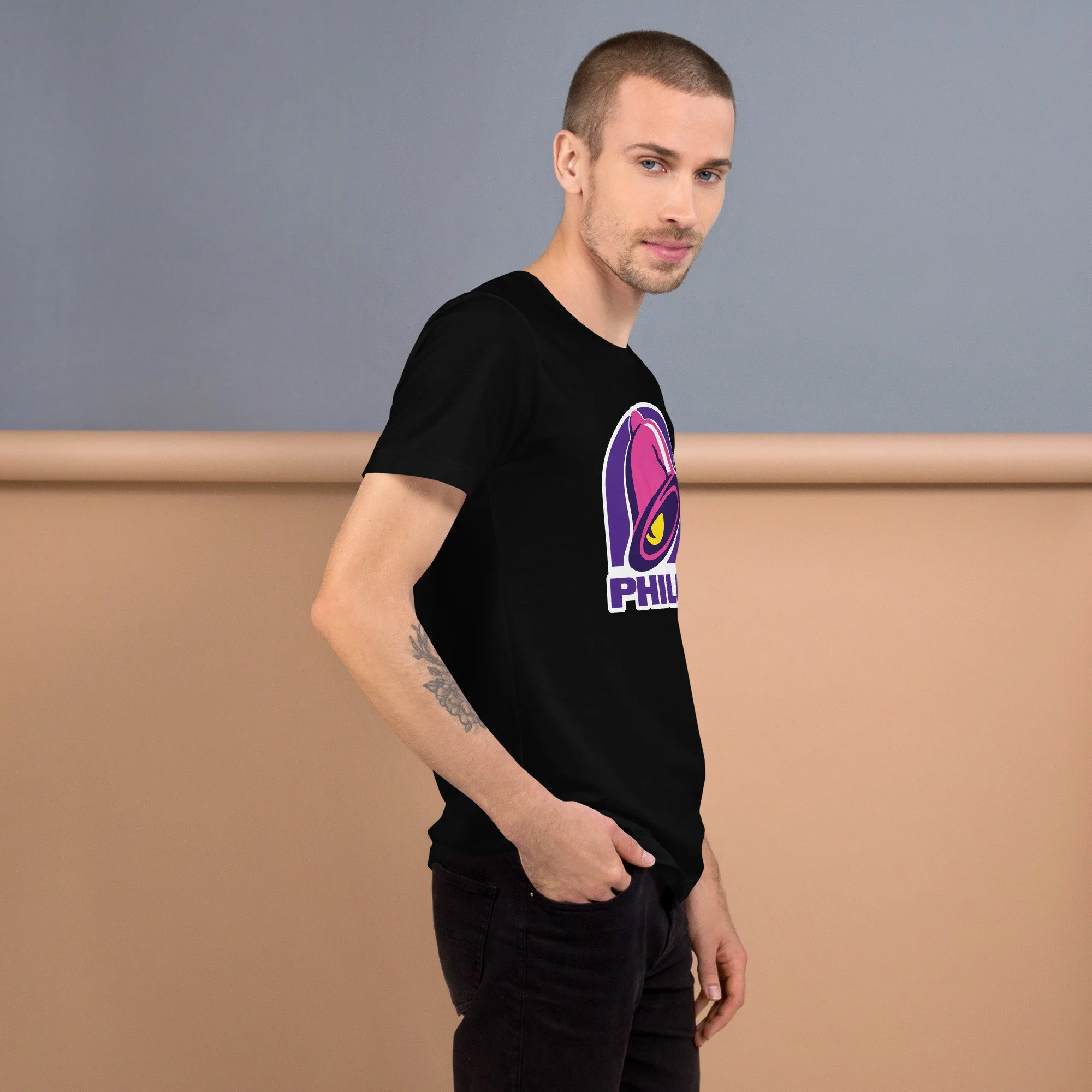 unisex-staple-t-shirt-black-right-688e833b6aff1.jpg
