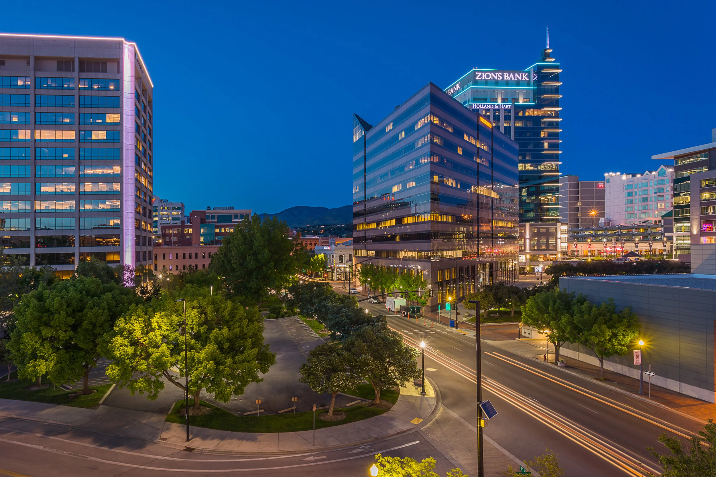 Downtown-070-Edit_x10.jpg