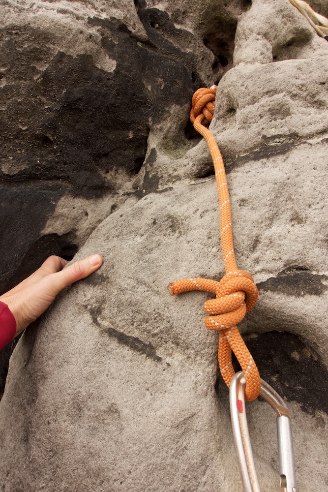  Elbesandstein - climbing soft sandstone on knotted slings 