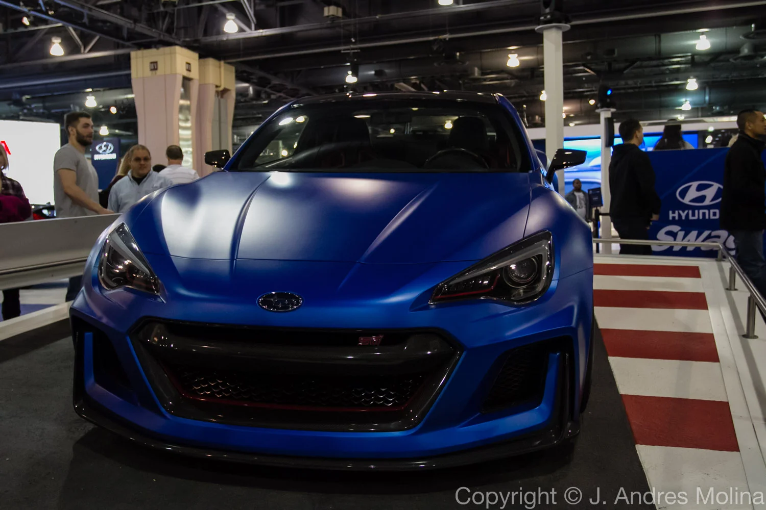  ISO 3200 &nbsp; 22mm &nbsp; f/4.0 &nbsp; 1/320s  Feb. 2016 