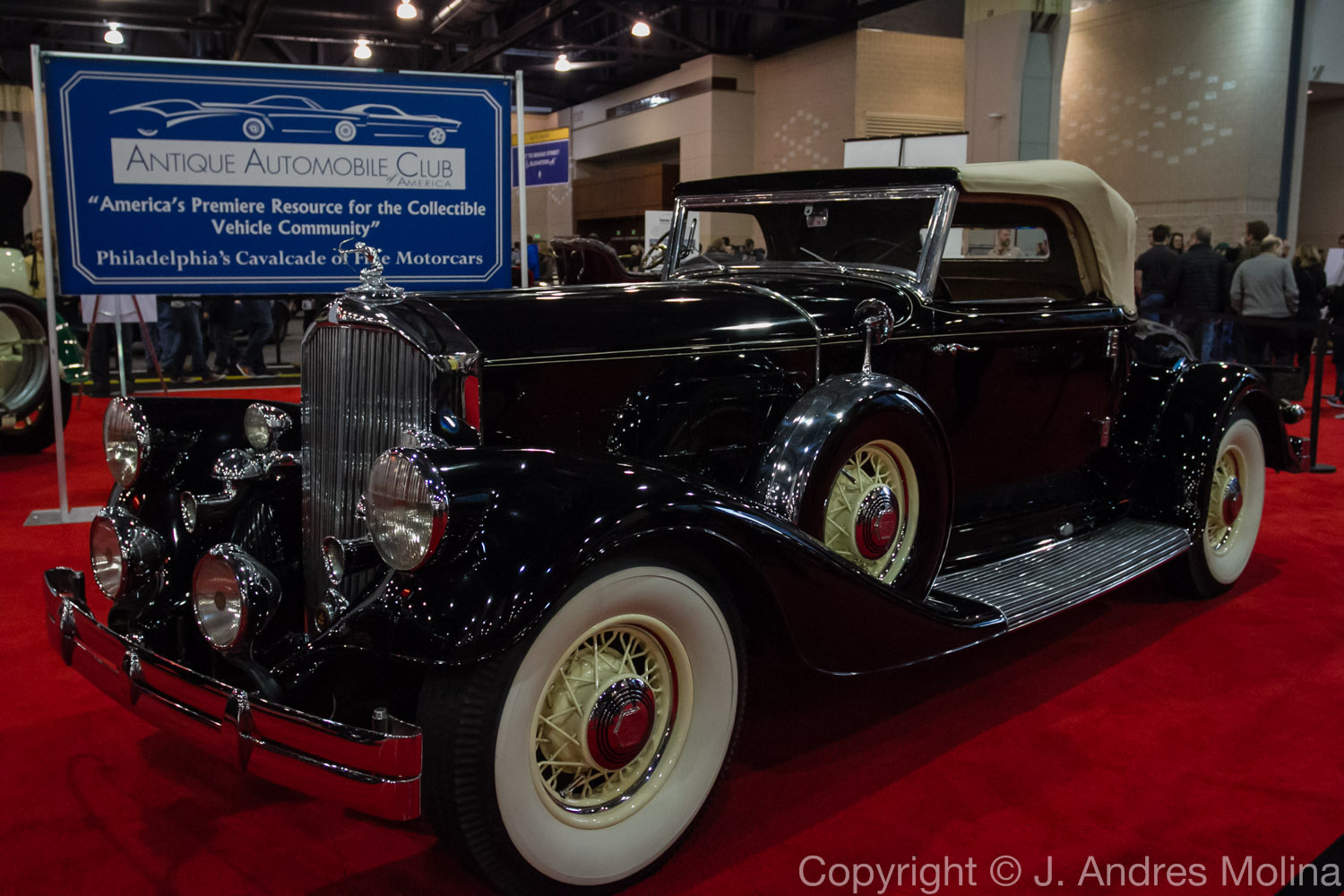  ISO 3200 &nbsp; 20mm &nbsp; f/4.5 &nbsp; 1/320s  Feb. 2016 