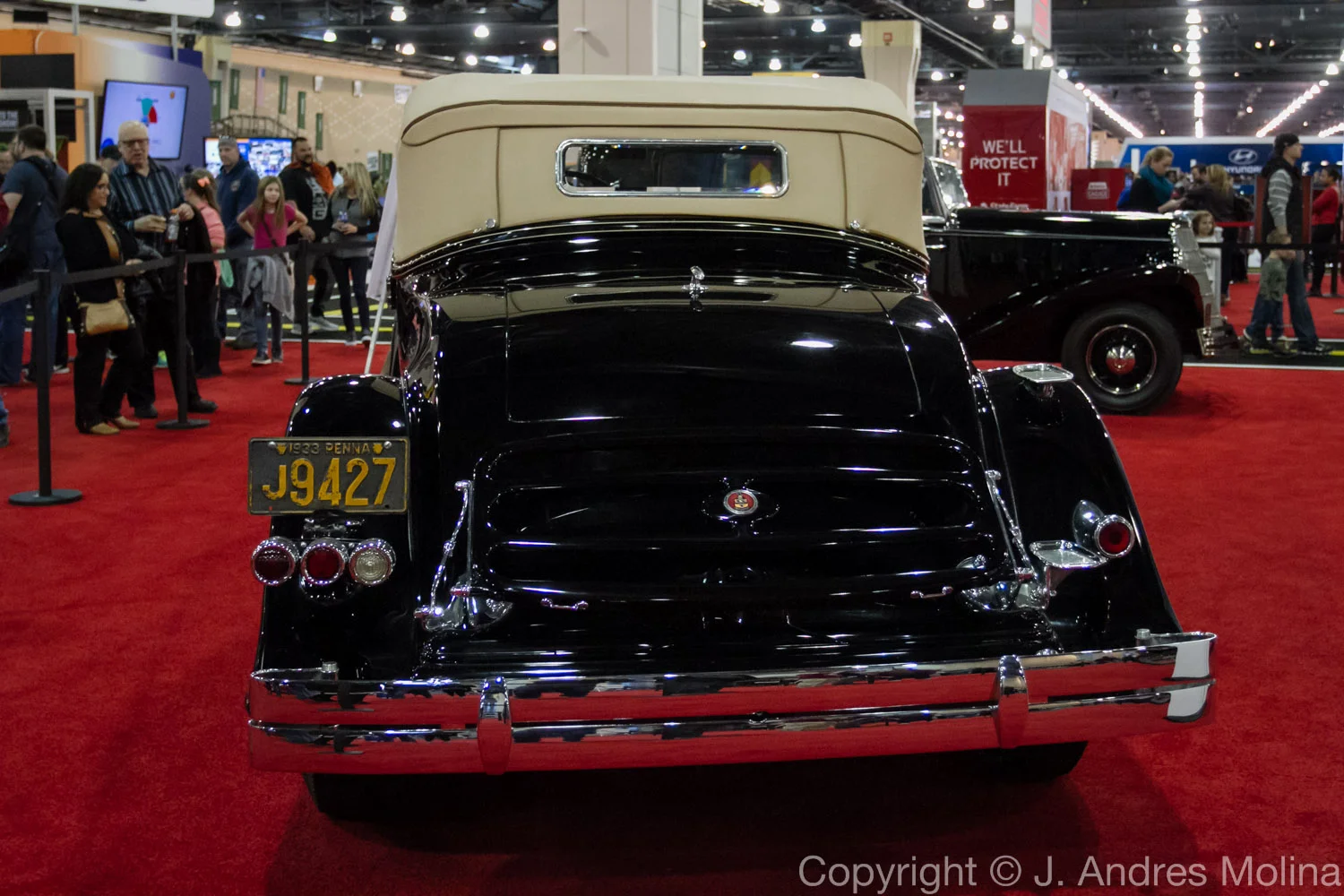  ISO 3200 &nbsp; 28mm &nbsp; f/4.0 &nbsp; 1/320s  Feb. 2016 