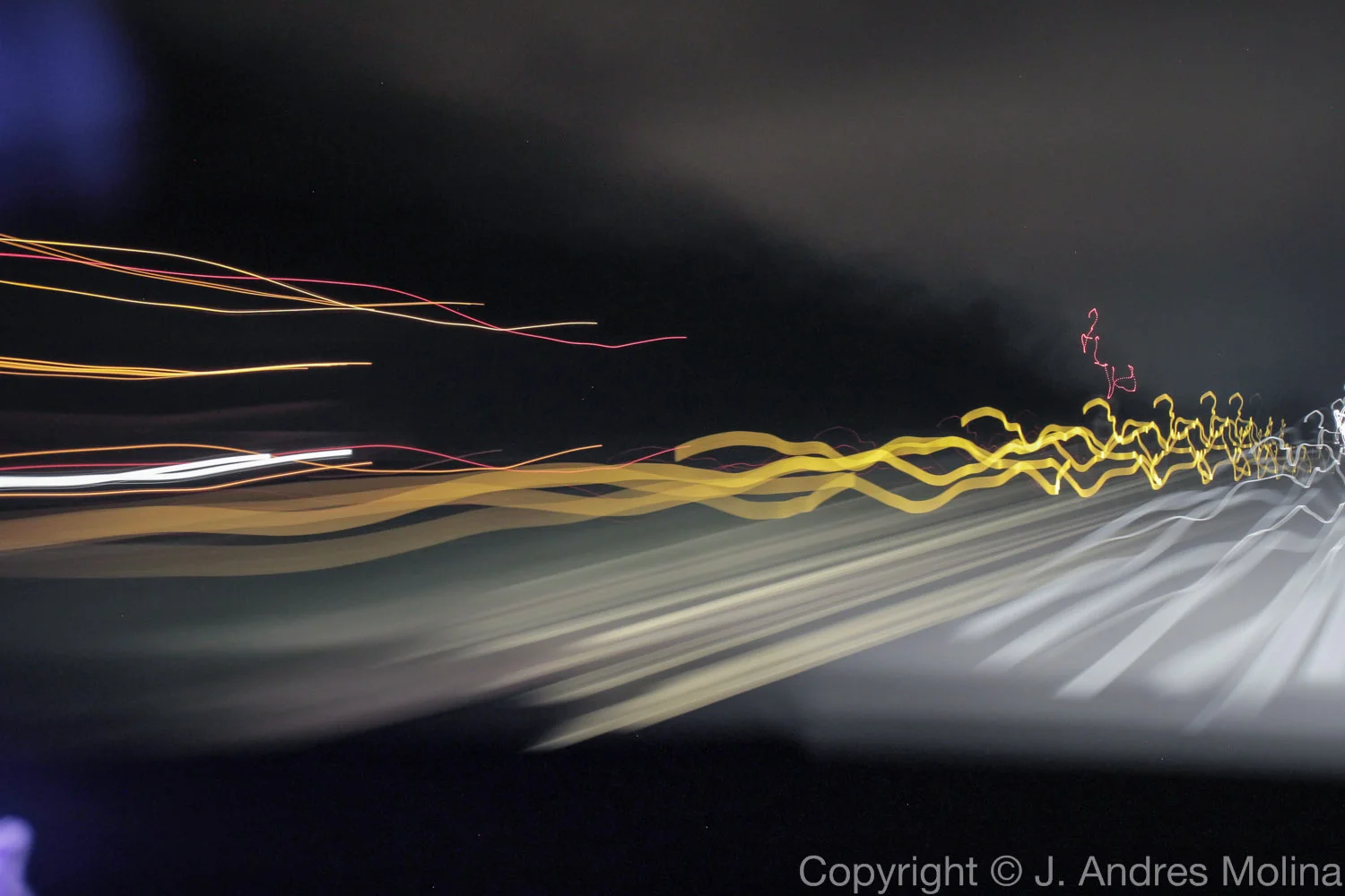  ISO 1600 &nbsp; 40mm &nbsp; f/5.6 &nbsp; 4.0s  Sept. 2013 