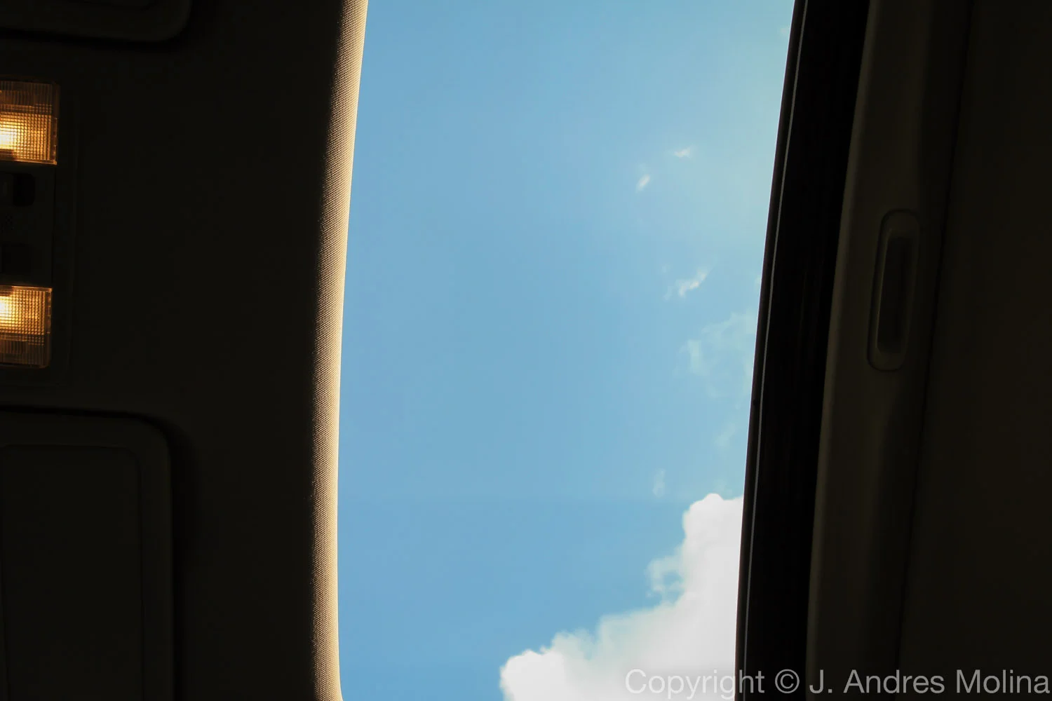  ISO 100 &nbsp; 17mm &nbsp; f/7.1 &nbsp; 1/100s  Sept. 2014 