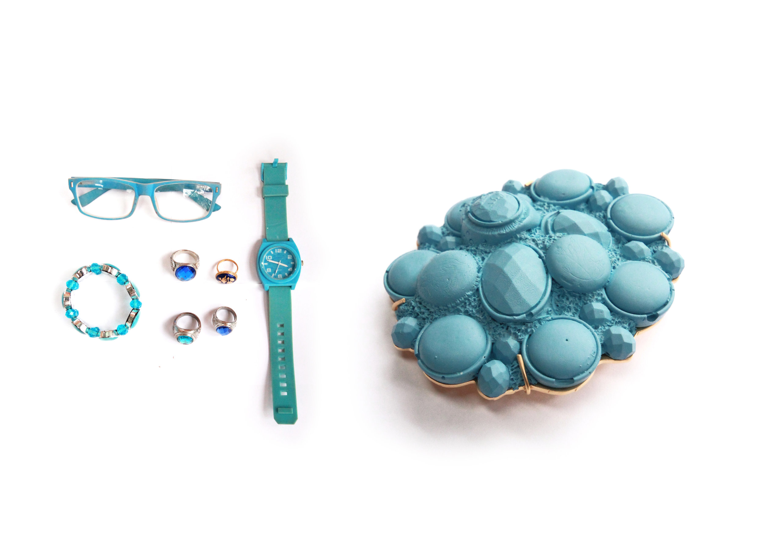 Friday is Blue | 2015 | Wipha's jewelry items on Friday, Resin, Copper with gold plated