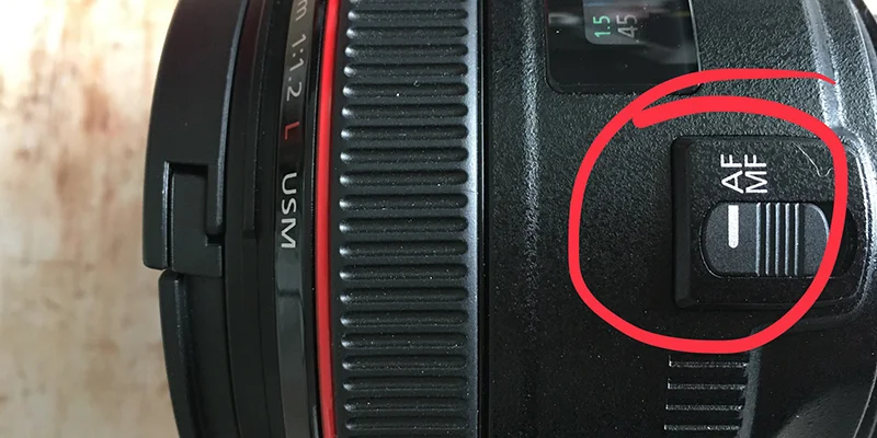 AF-MF auto focus manual focus.jpg