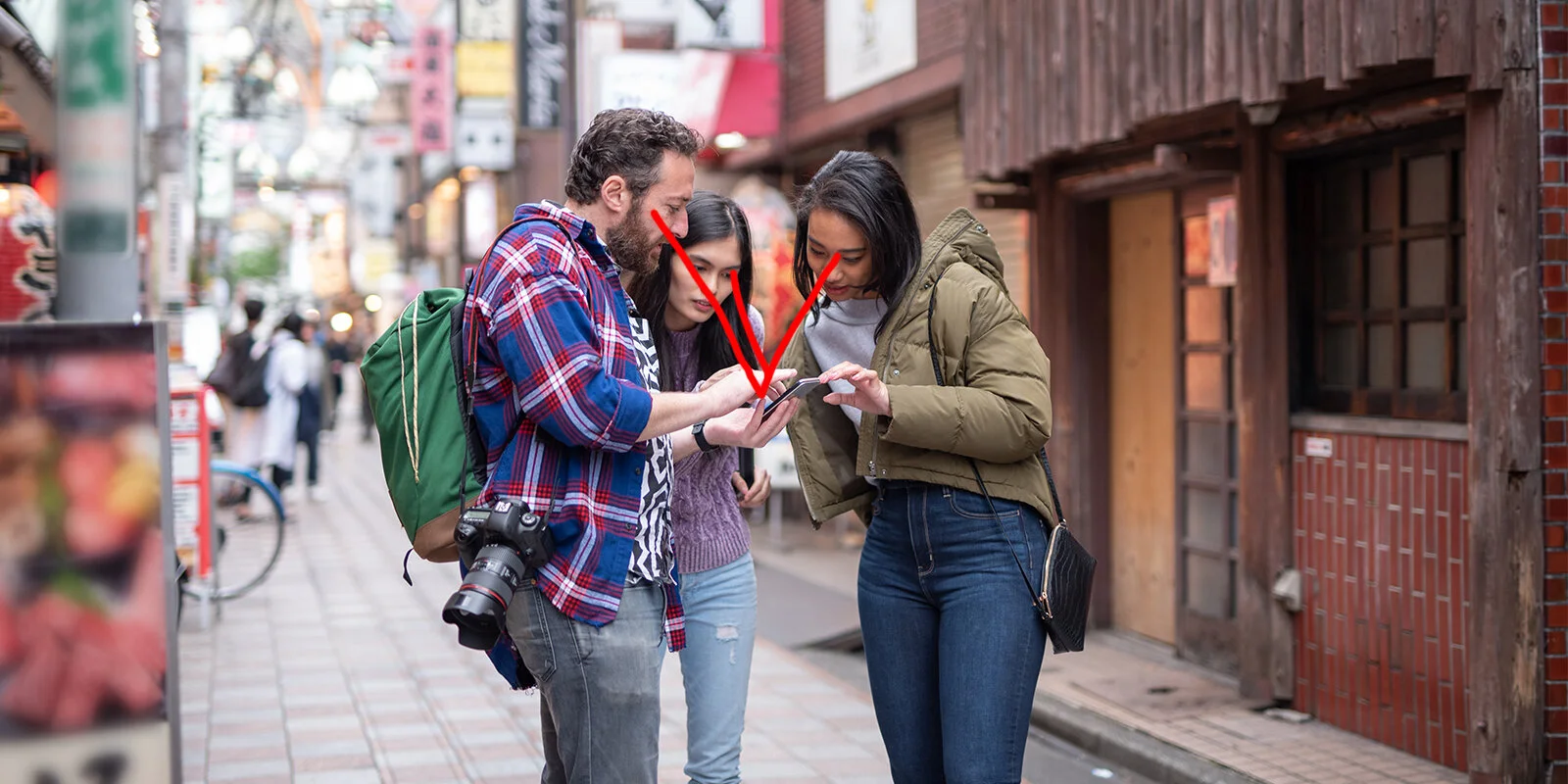 Implied lines and their role in photographic composition