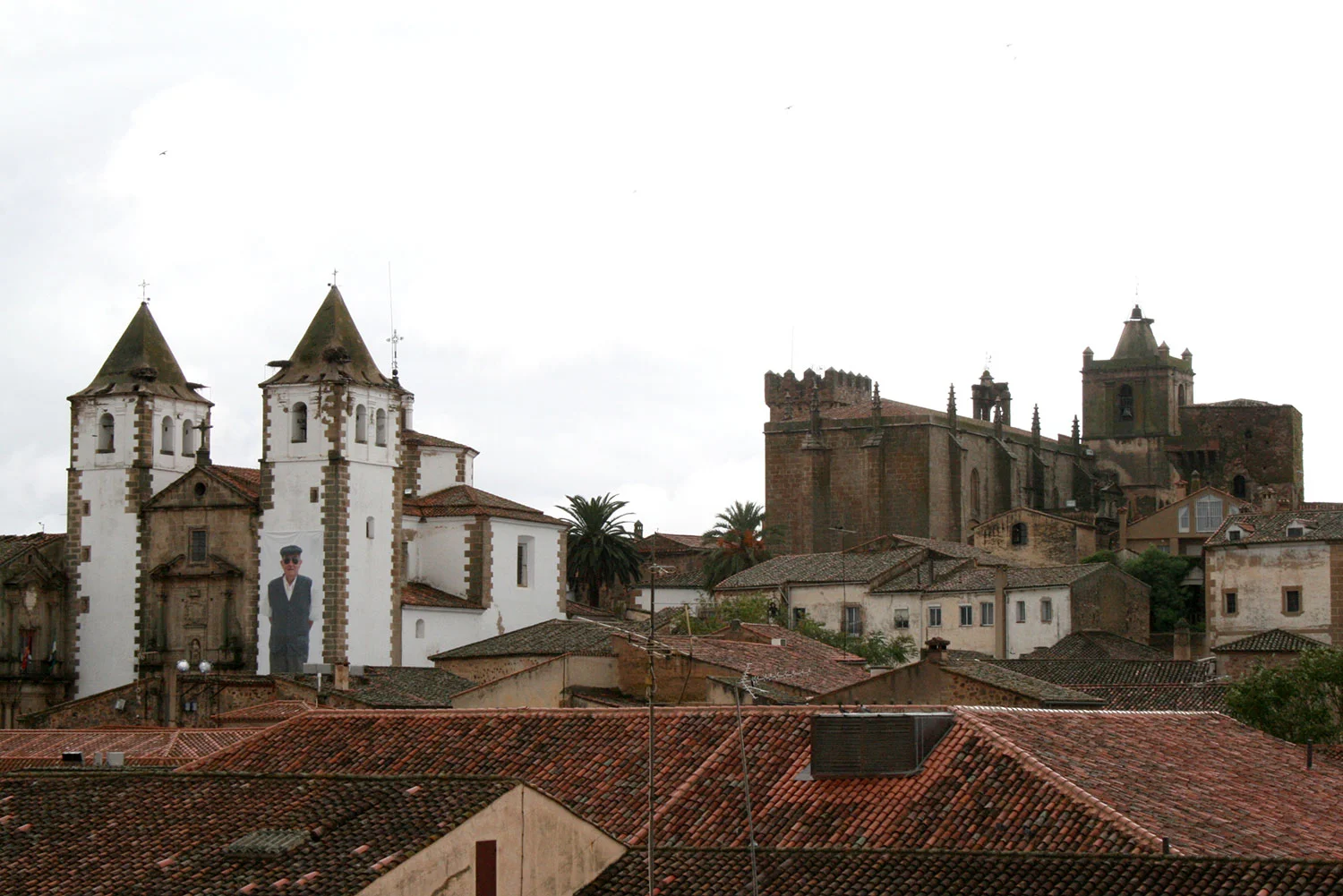 CÁCERES CREA CÁCERES
