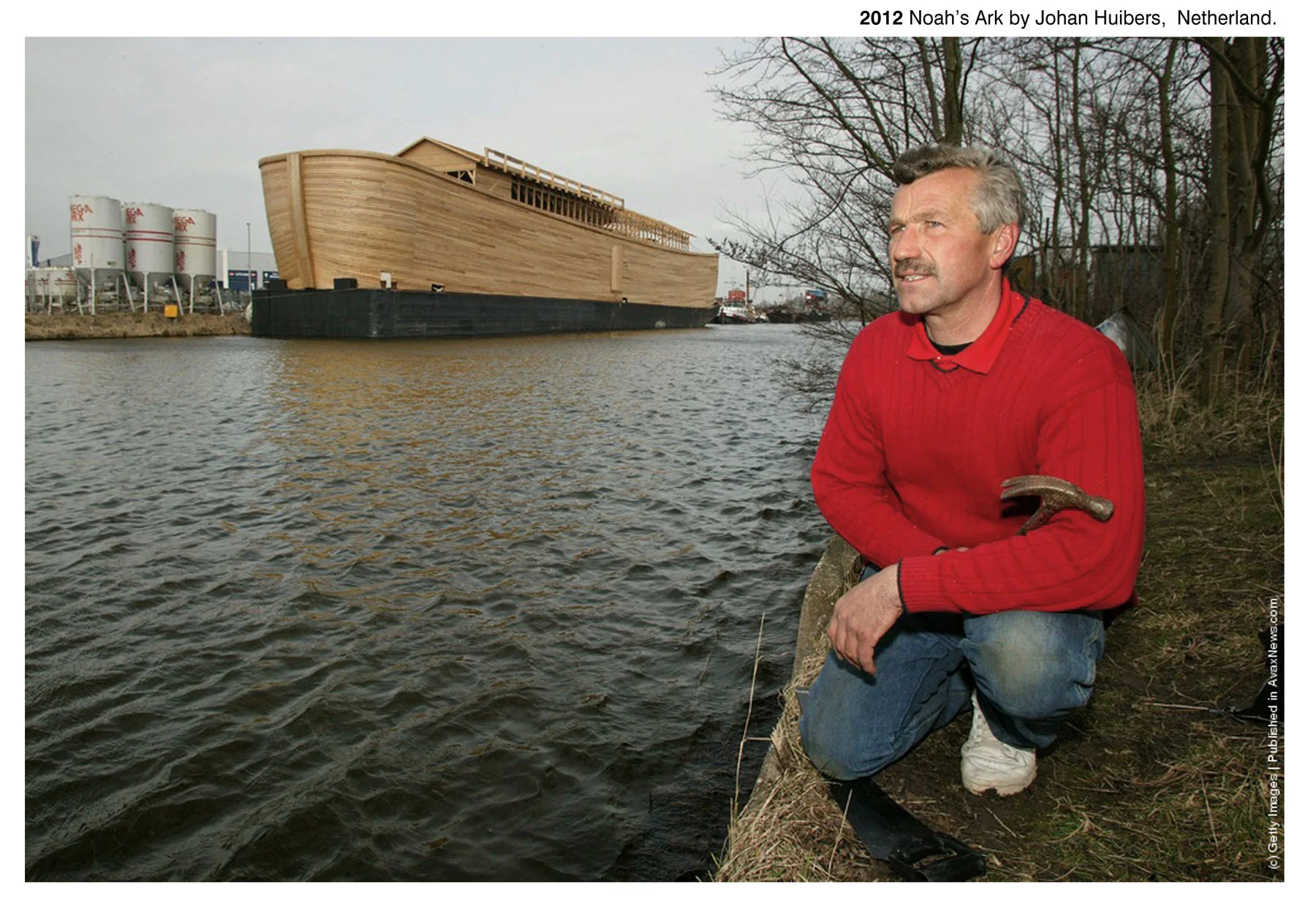 Noahsarkweb.jpg