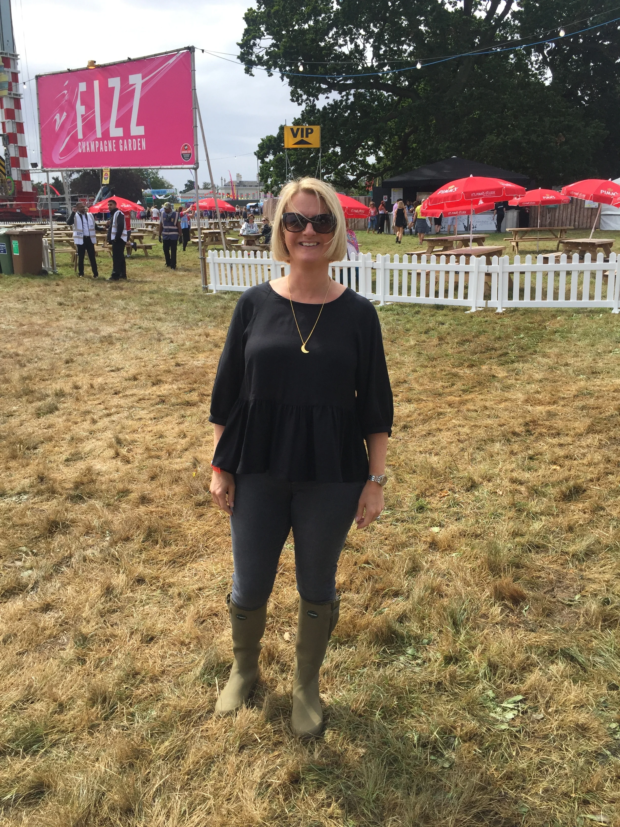 Day 1, I decided to play it safe, having never been to a festival before I wanted to just blend in. Top from French Connection, Jeans Eden jeggings from Dorothy Perkins, Boots from Le Chameau.
